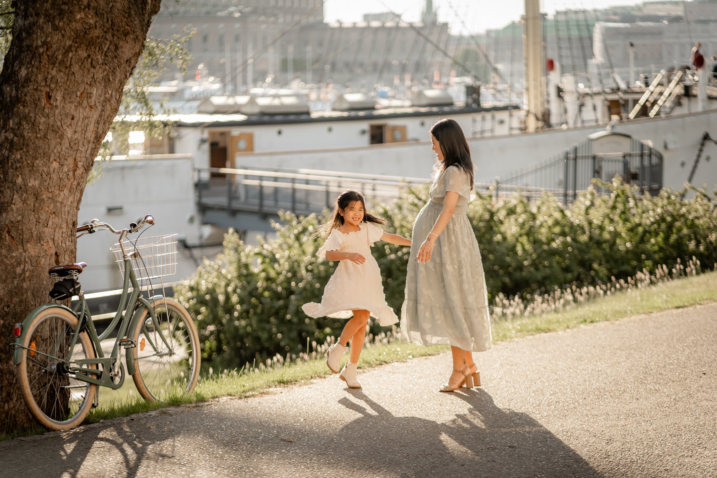 Mike's Stockholm Family Portrait_Nordic Tales Photography 2026-11.jpg