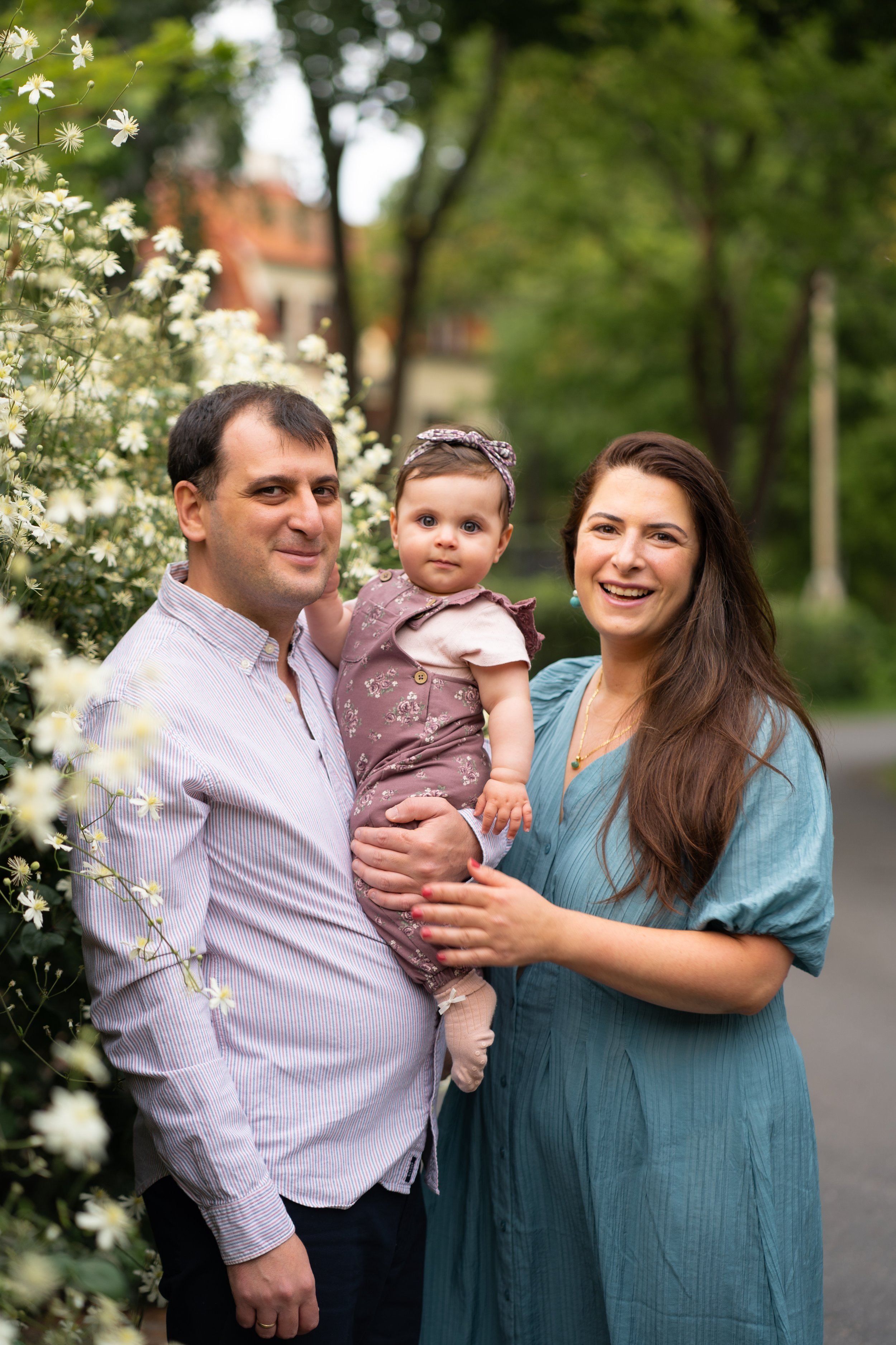 Perrin's Family Portrait_Nordic Tales Photography 2023-6.jpg