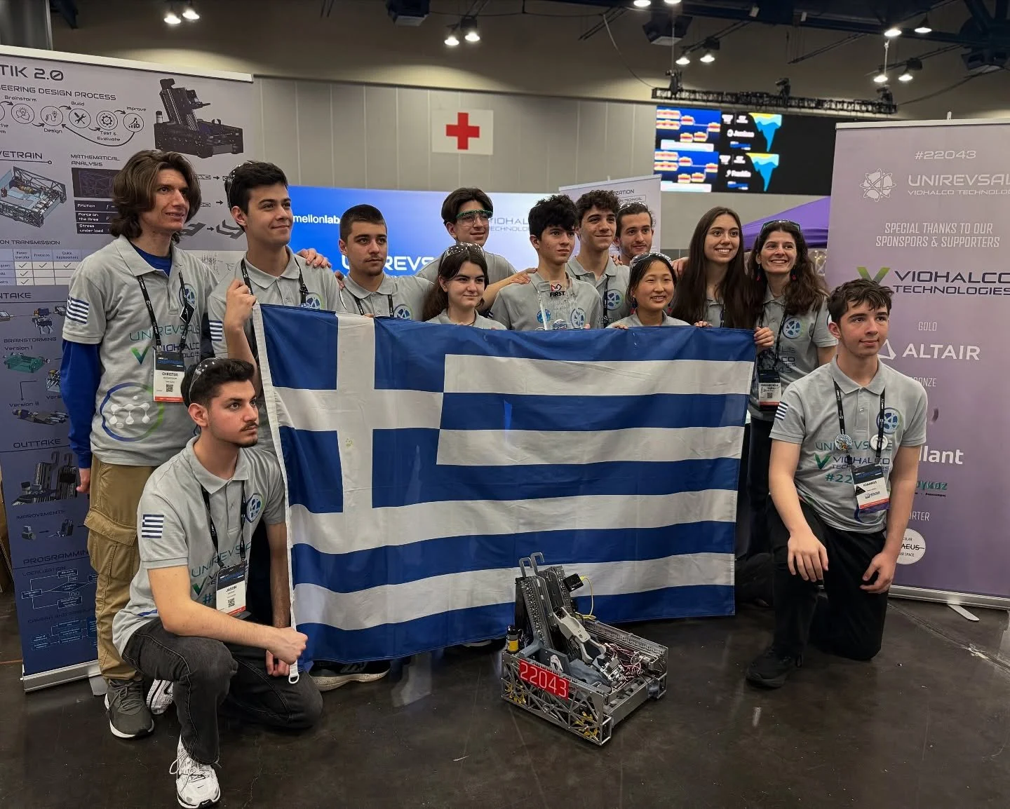 Θρίαμβος της ελληνικής ομάδας UNIREVSALS VIOHALCO TECHNOLOGIES στο Παγκόσμιο Πρωτάθλημα Ρομποτικής FIRST Championship 2025 στο Houston