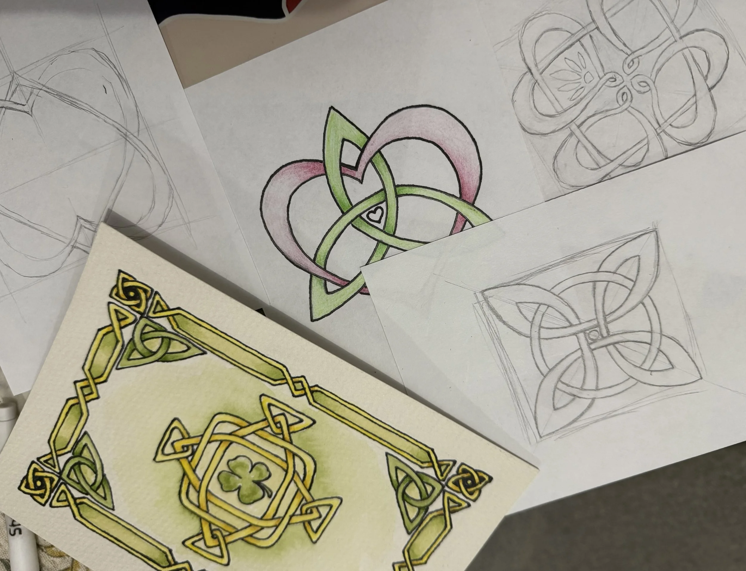 learn the basics of Celtic knots!