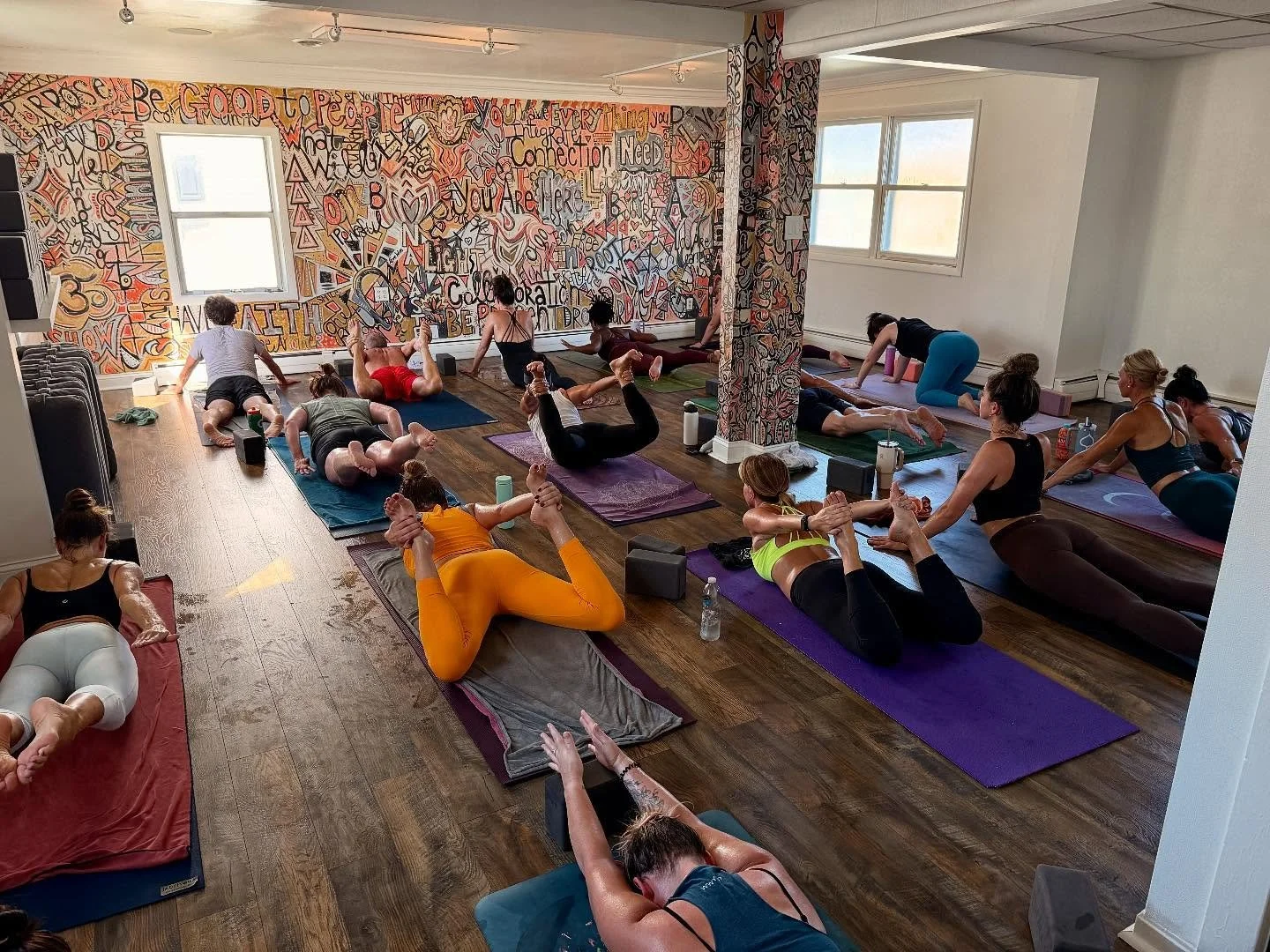 We all need a little yoga this weekend 🙂&zwj;↕️
 
S A T U R D A Y
7am Slow | Rachel M
9:15am Power | Rebecca 
 
S U N D A Y
8am Power Strength | Rebecca
9:15am Power | Rebecca
9:45am @evergrainbeer | Matt
11am @gruverfarms | Sarah
 
🔥🧡