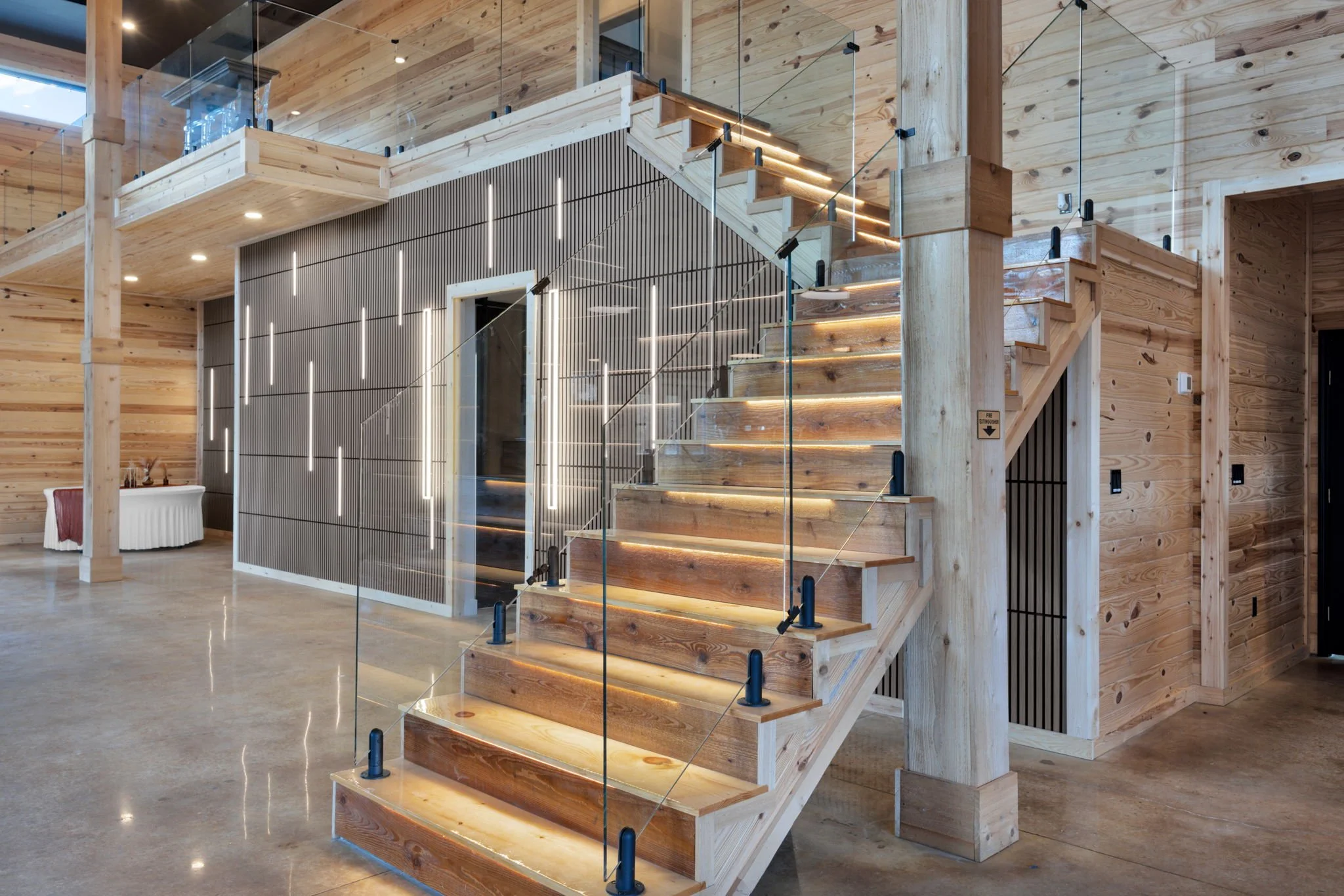 40-web-or-mls-12460 NE 216th Pl__035.jpg