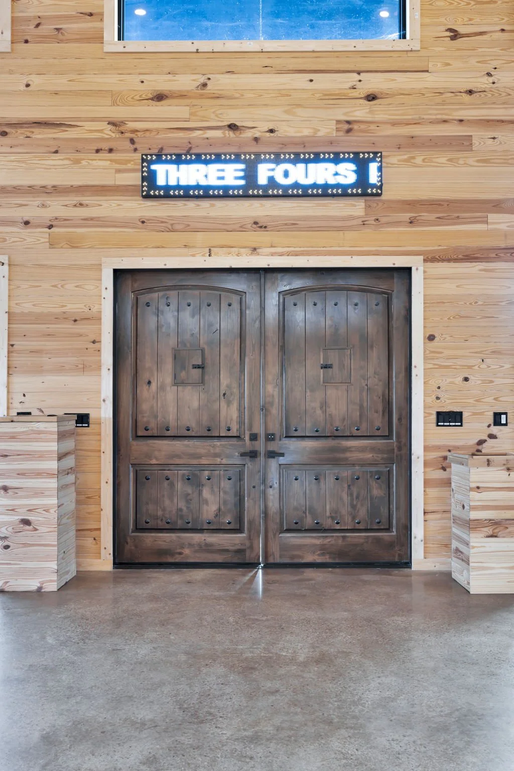 39-web-or-mls-12460 NE 216th Pl__034.jpg