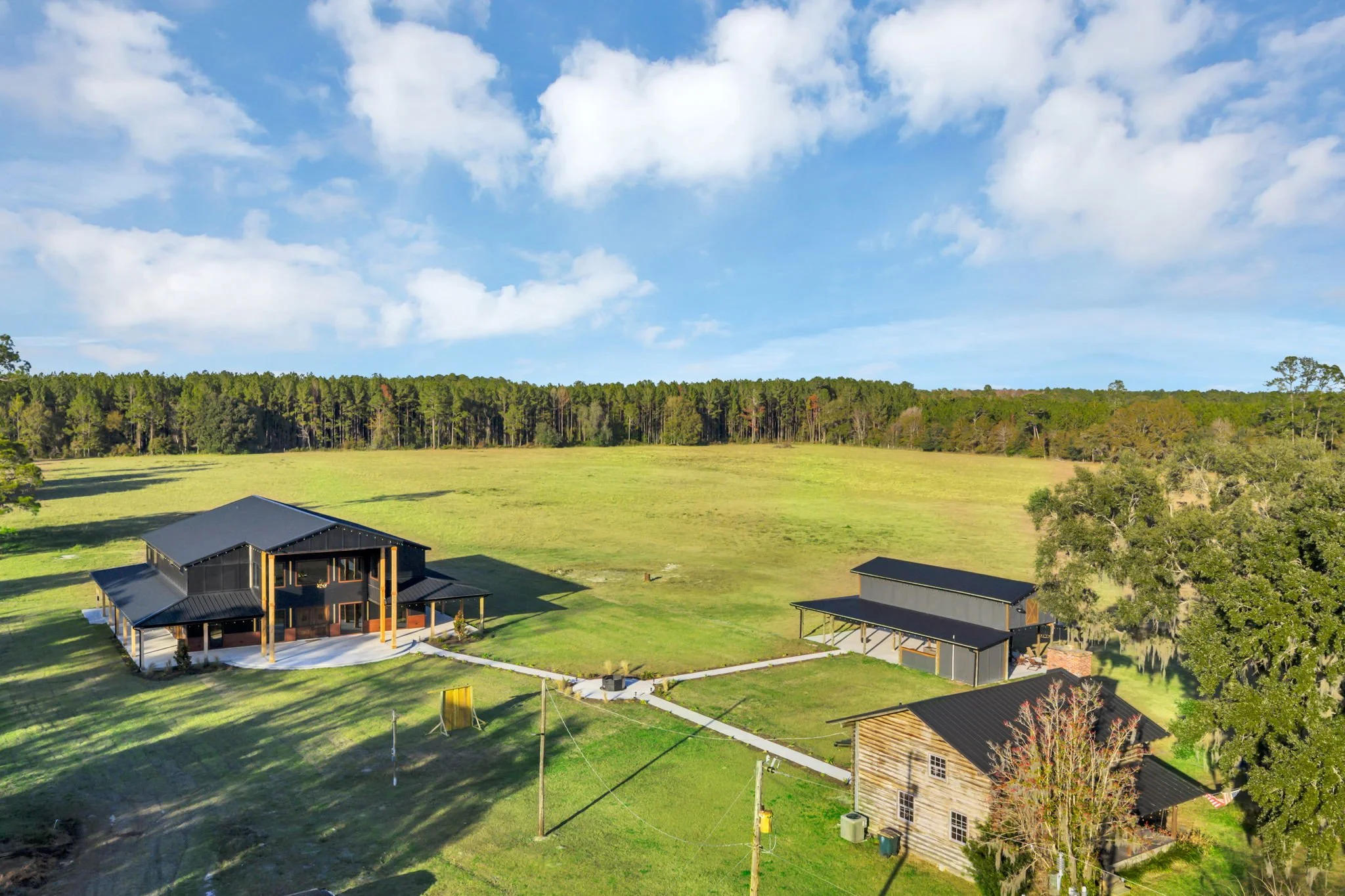 54-web-or-mls-12460 NE 216th Pl__049.jpg