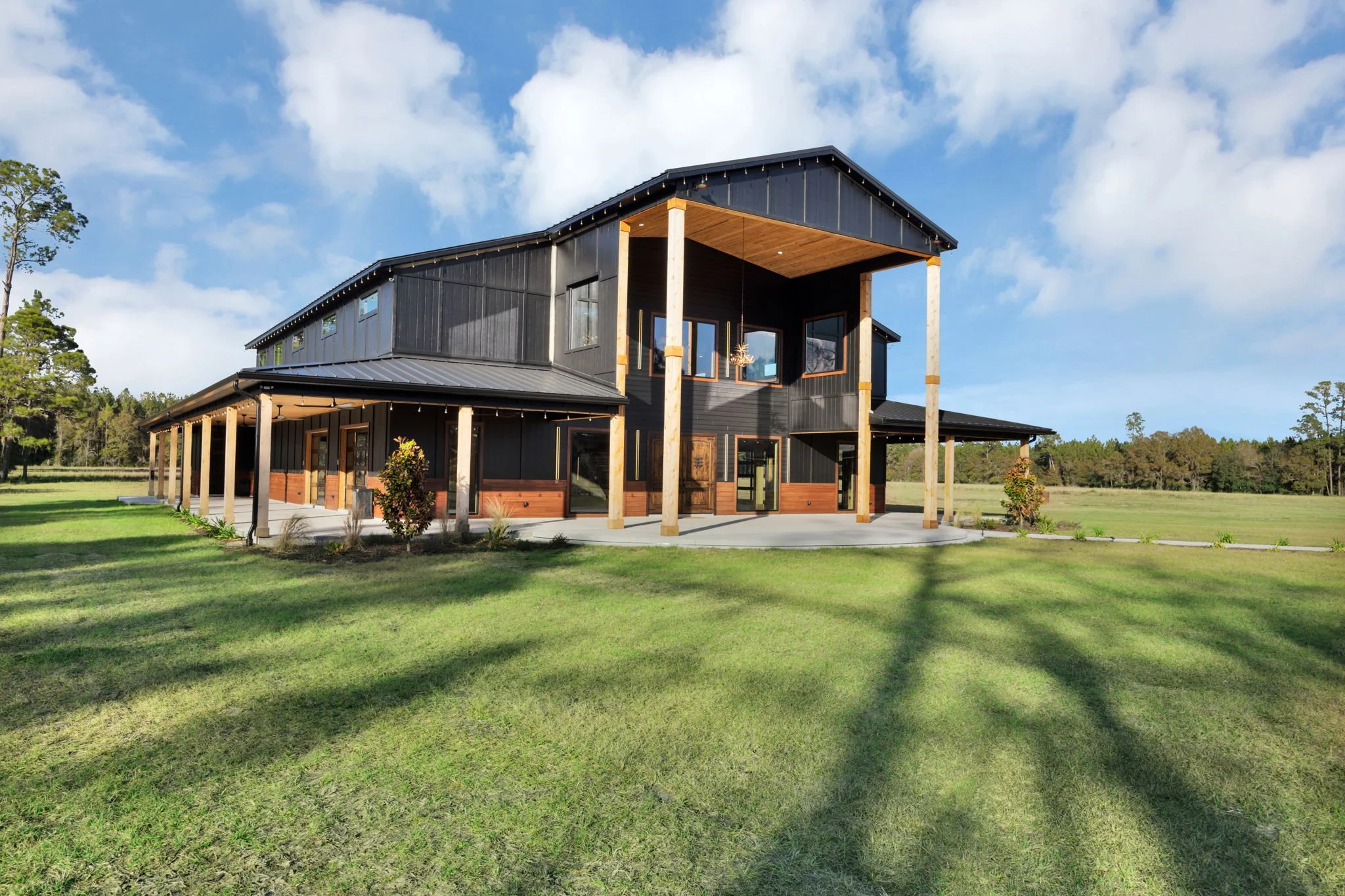 29-web-or-mls-12460 NE 216th Pl__025.jpg