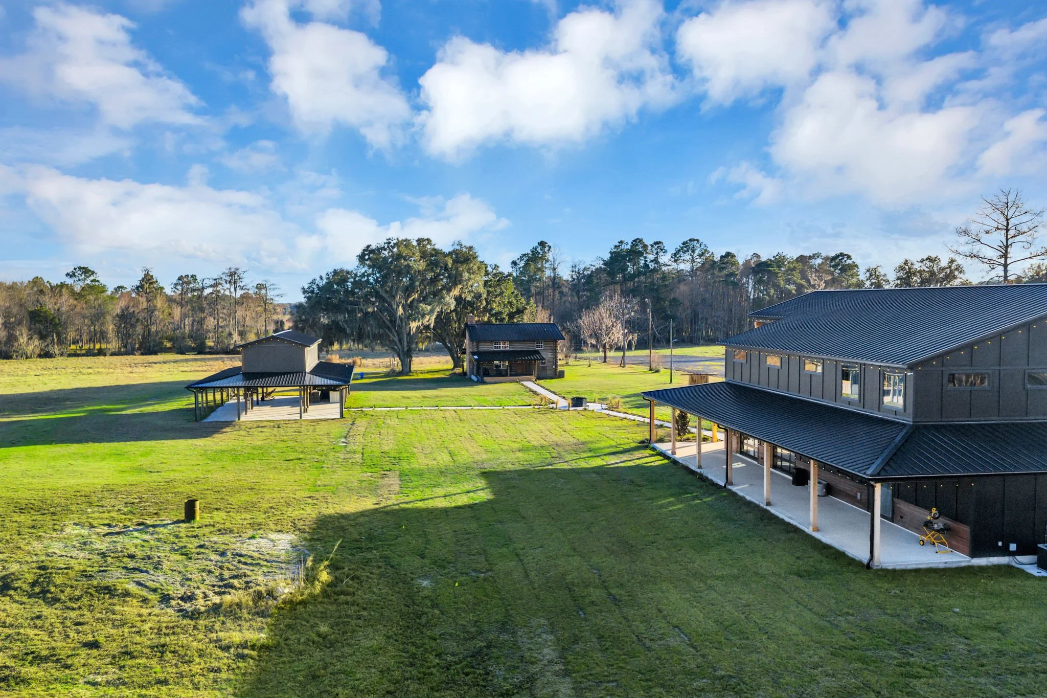 60-web-or-mls-12460 NE 216th Pl__055.jpg