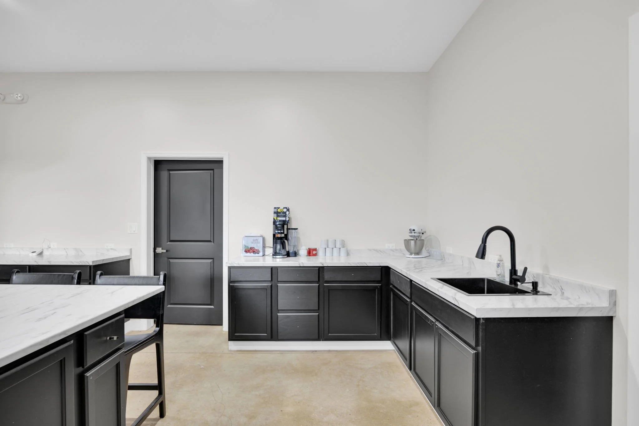 46-web-or-mls-12460 NE 216th Pl__041.jpg