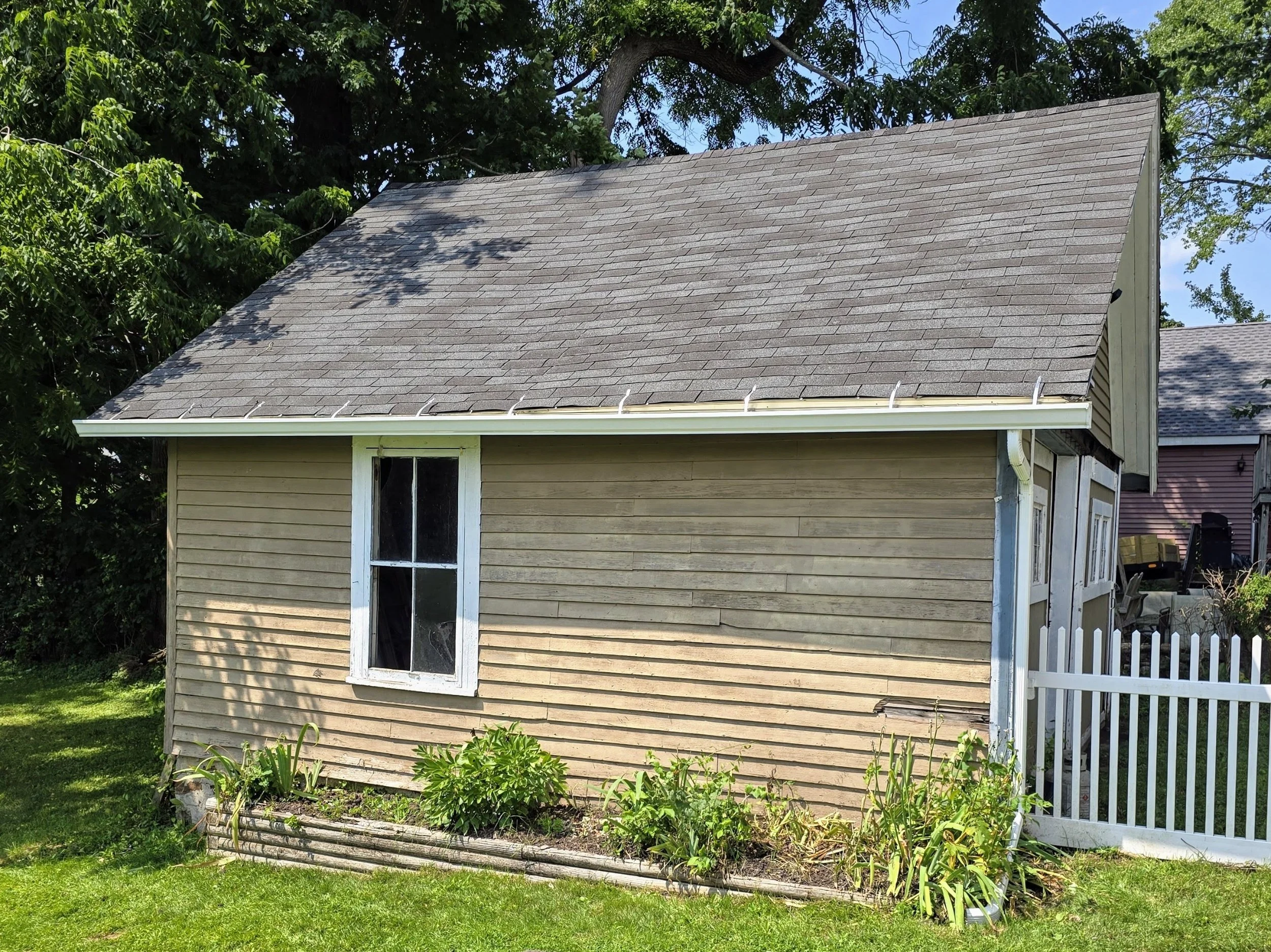 Seamless Gutter Installation in Stafford Springs, CT