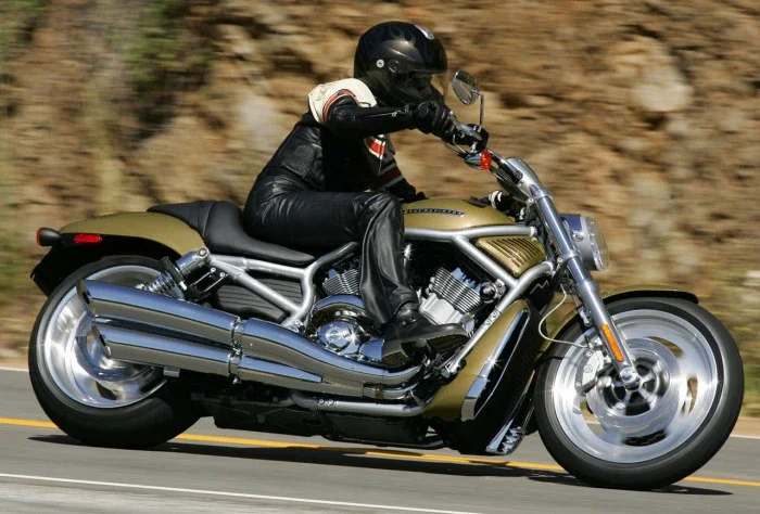 V-ROD-2007-700px.webp