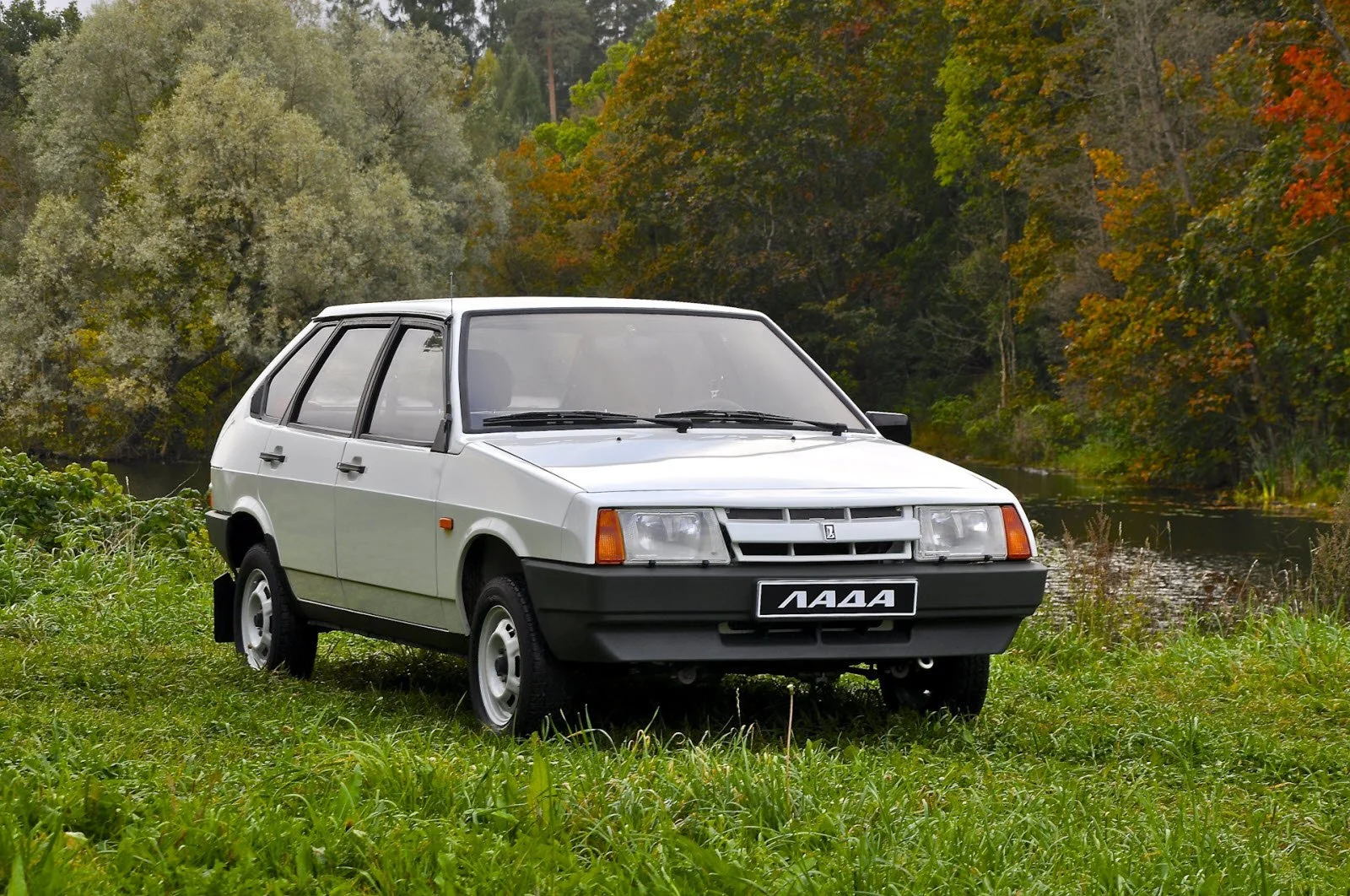 l-arrivee-de-la-cinq-portes-va-faire-exploser-les-ventes-en-france-photo-lada-1668088209.jpg