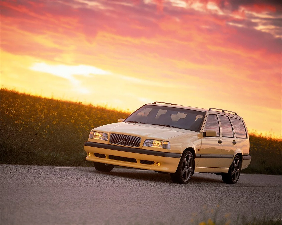 Volvo-850-T5-R_Fav.jpeg