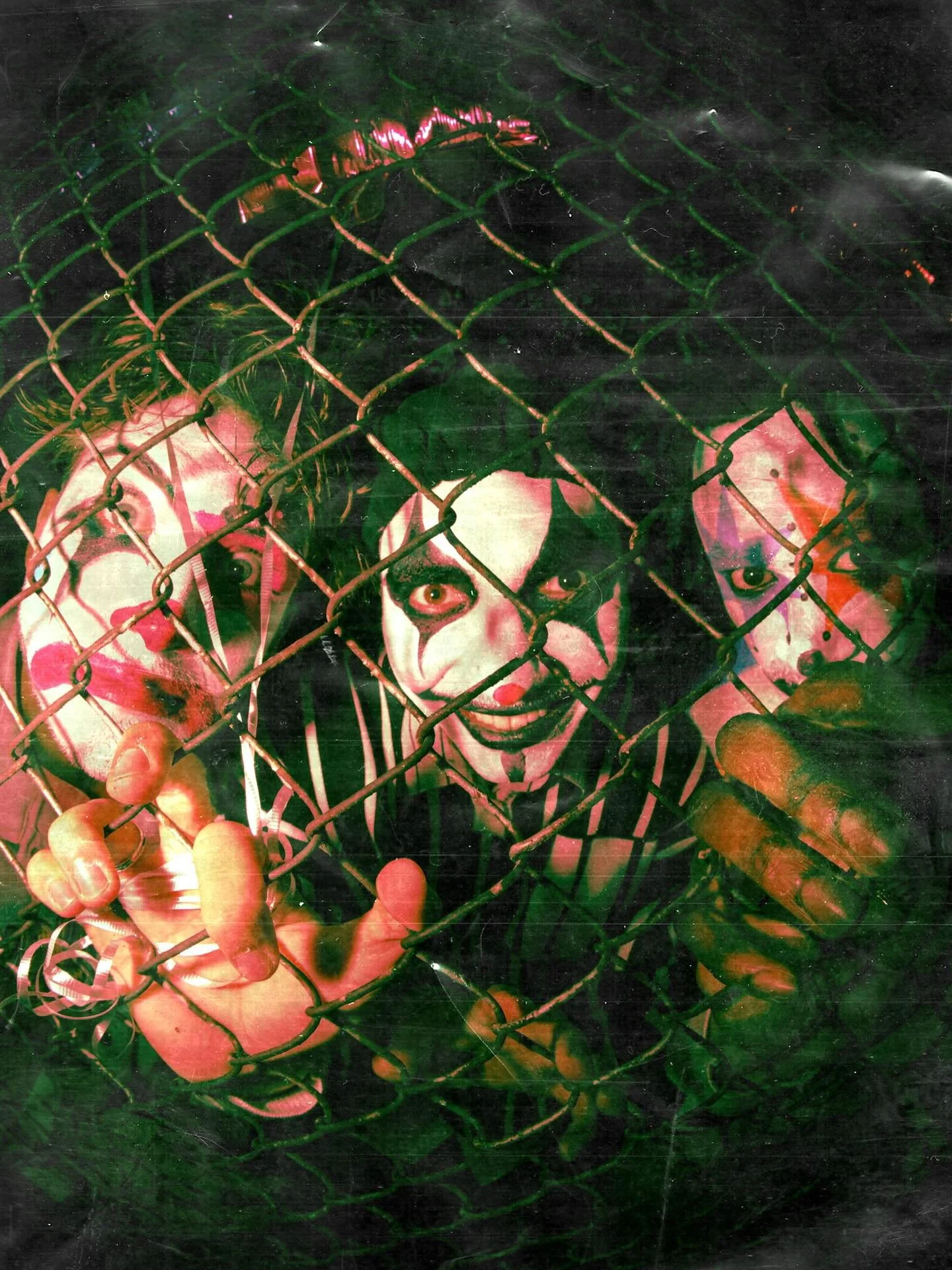 Clowning around 🤡🤡🤡
#happyhalloween 

Models: @luis.borjaa @vladdkkaa @eujaydoe 
Creative assistant: @jazzstech 
MUA + photographer: @alyssasphoto