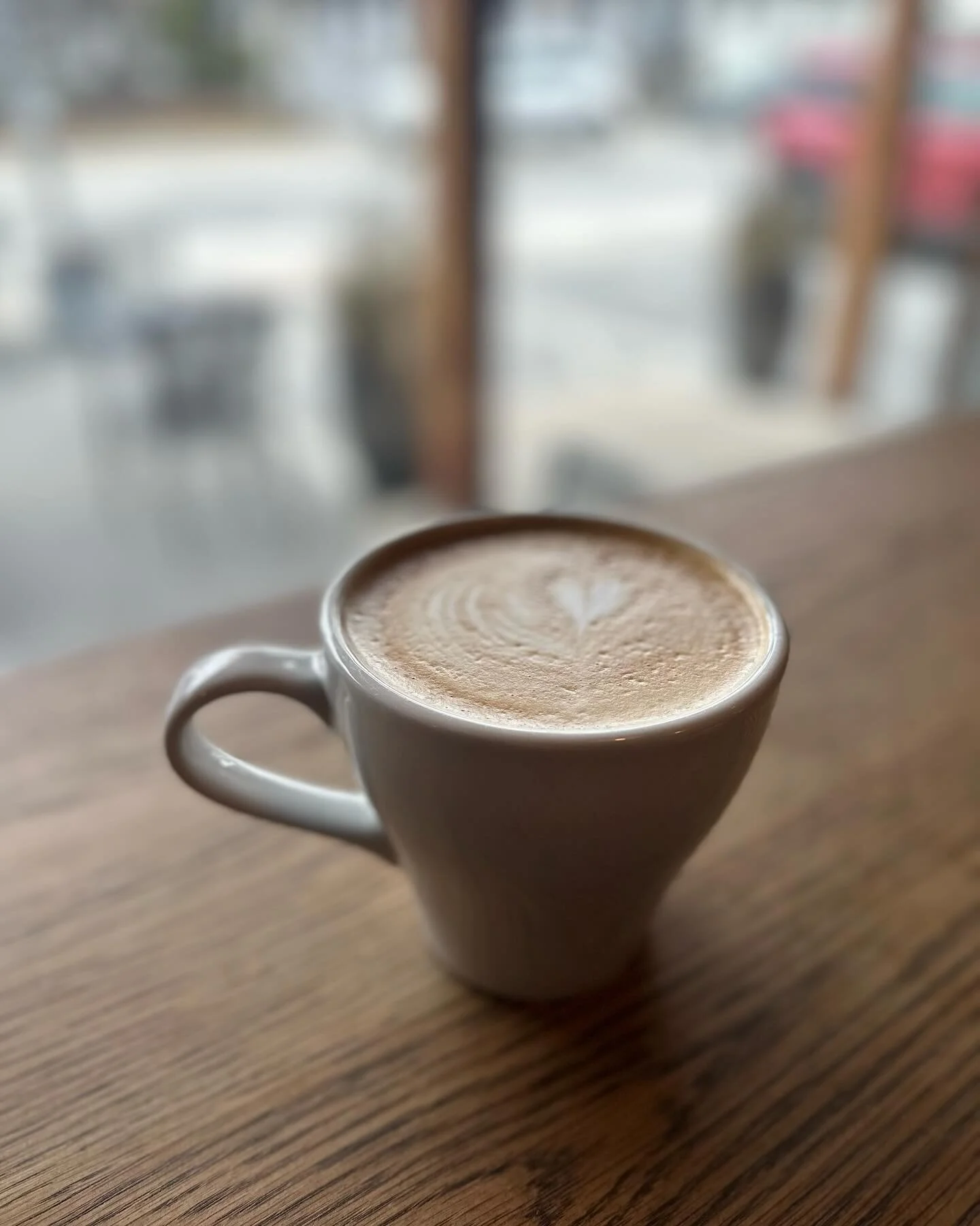 coffee ☕️ and chicks🐔, yes please! This week I tried coffee from The Speckled Hen. Here are my ratings on a 1-5 🐓scale: 

COST: 🐓🐓🐓

SERVICE: 🐓🐓🐓🐓

TASTE: 🐓🐓🐓

VIBES: 🐓🐓🐓

ALLERGIC REACTION: 🐓🐓🐓🐓🐓 none!

Read more about my experie