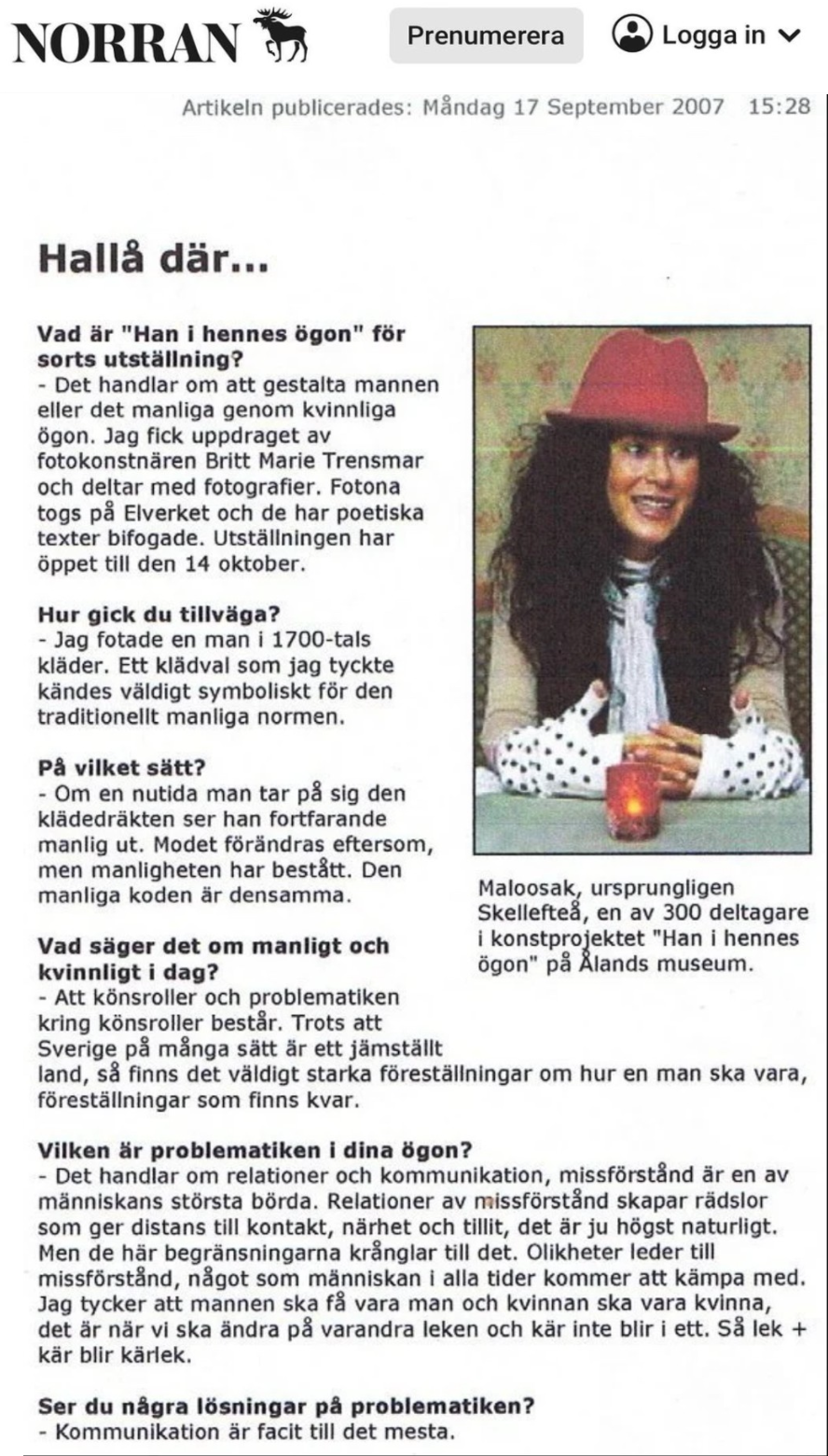 OFFICIAL- Maloosak-1-( Maloosak The Artist ) Known Maloosak född 1974  med sin konst och Röd Hatt