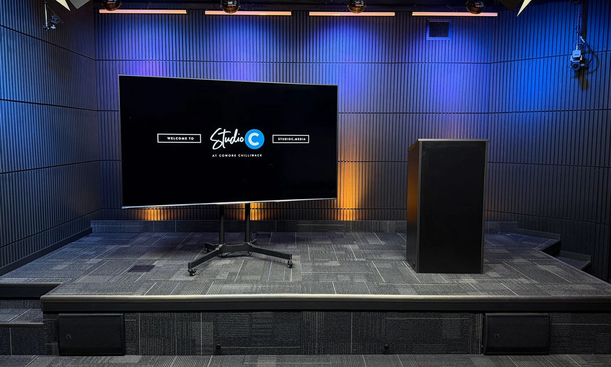 80" Monitor and Lectern