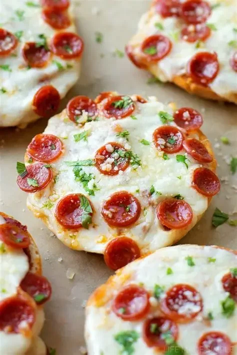 Mini PIzza Bagel Bites.webp