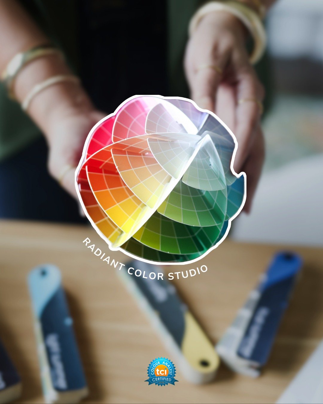 Here's something recent research has proven: color influences brand recognition by up to 80%.

80%&hellip; Let that sink in.

The same principle applies to personal presentation.

When the colors you wear harmonize with your natural coloring, people 