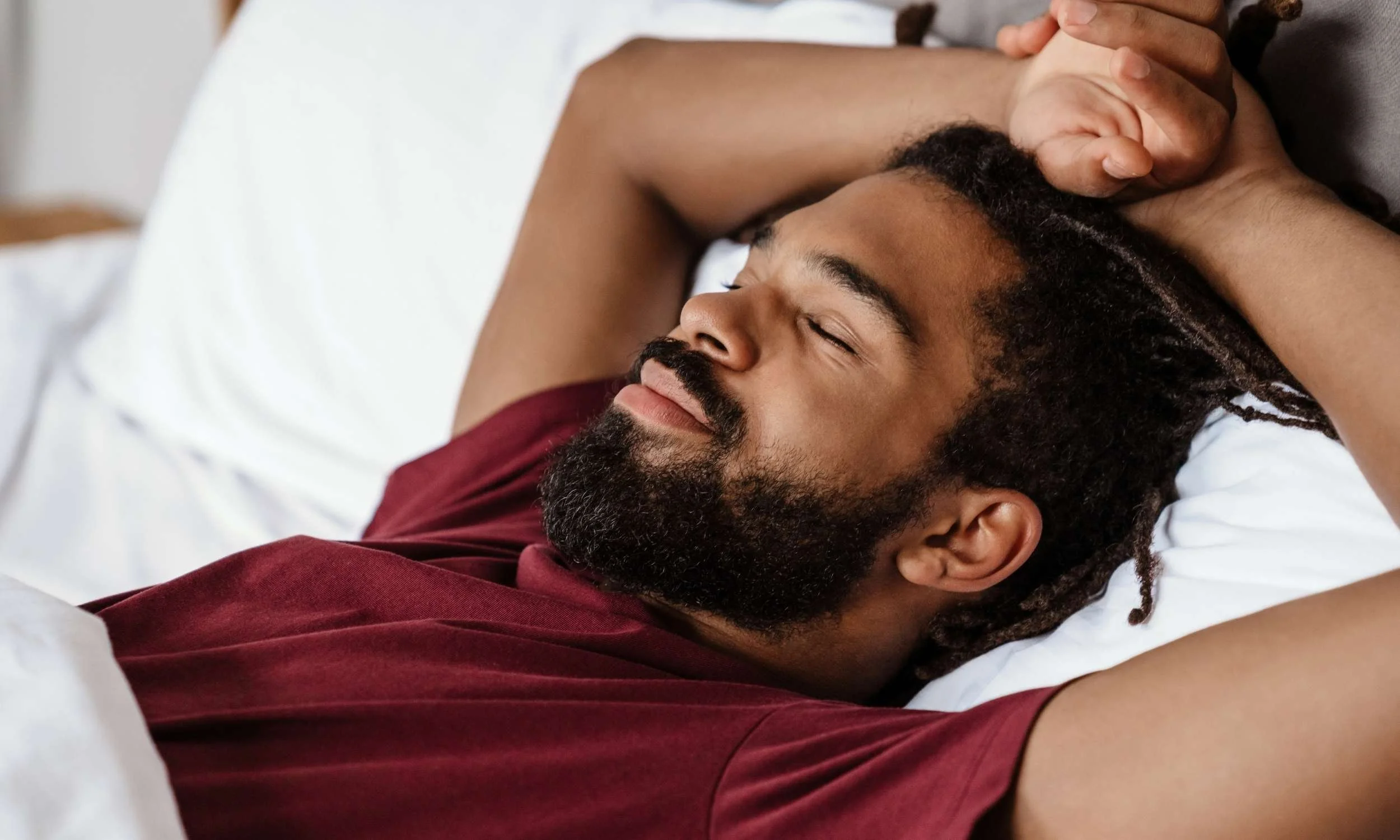 Person sleeping comfortably in bed, representing a preference for simple, non‑invasive treatment options like custom oral appliances at Sleep Matters Clinic Wellington