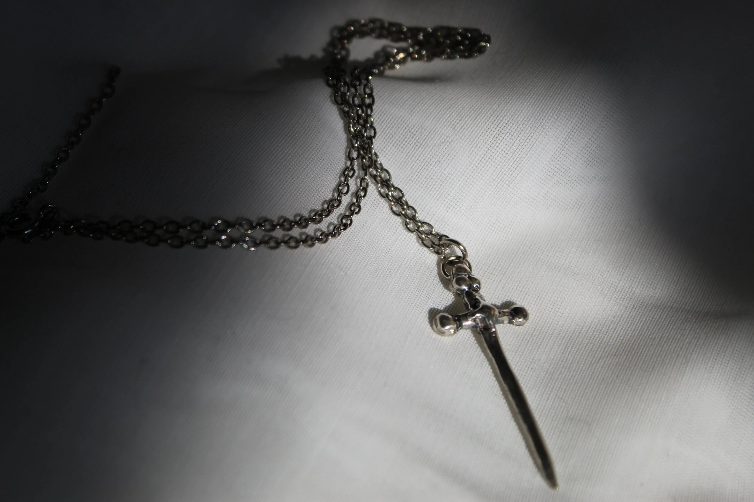 Sabre Pendant