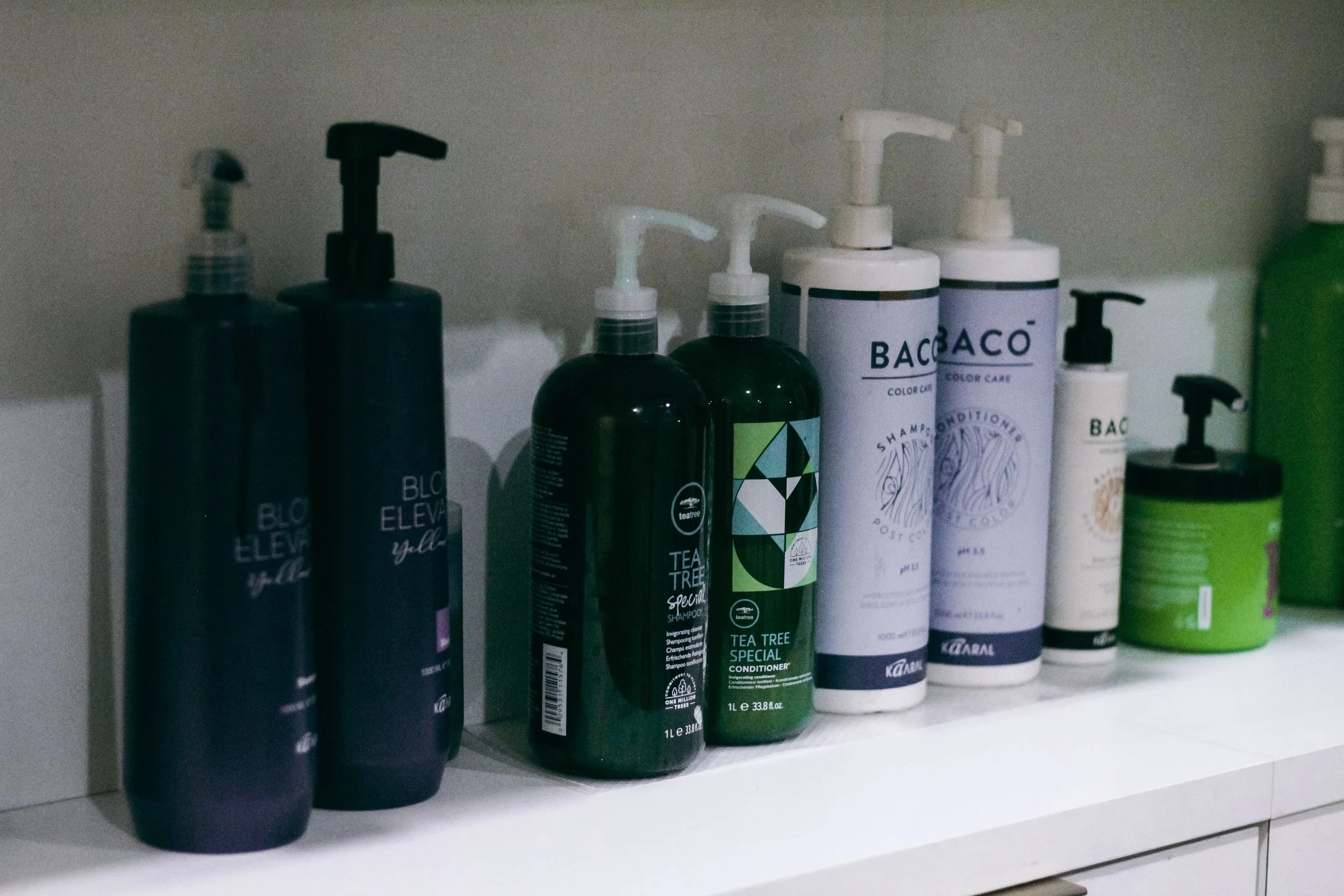 Shampoo Room - Backbar