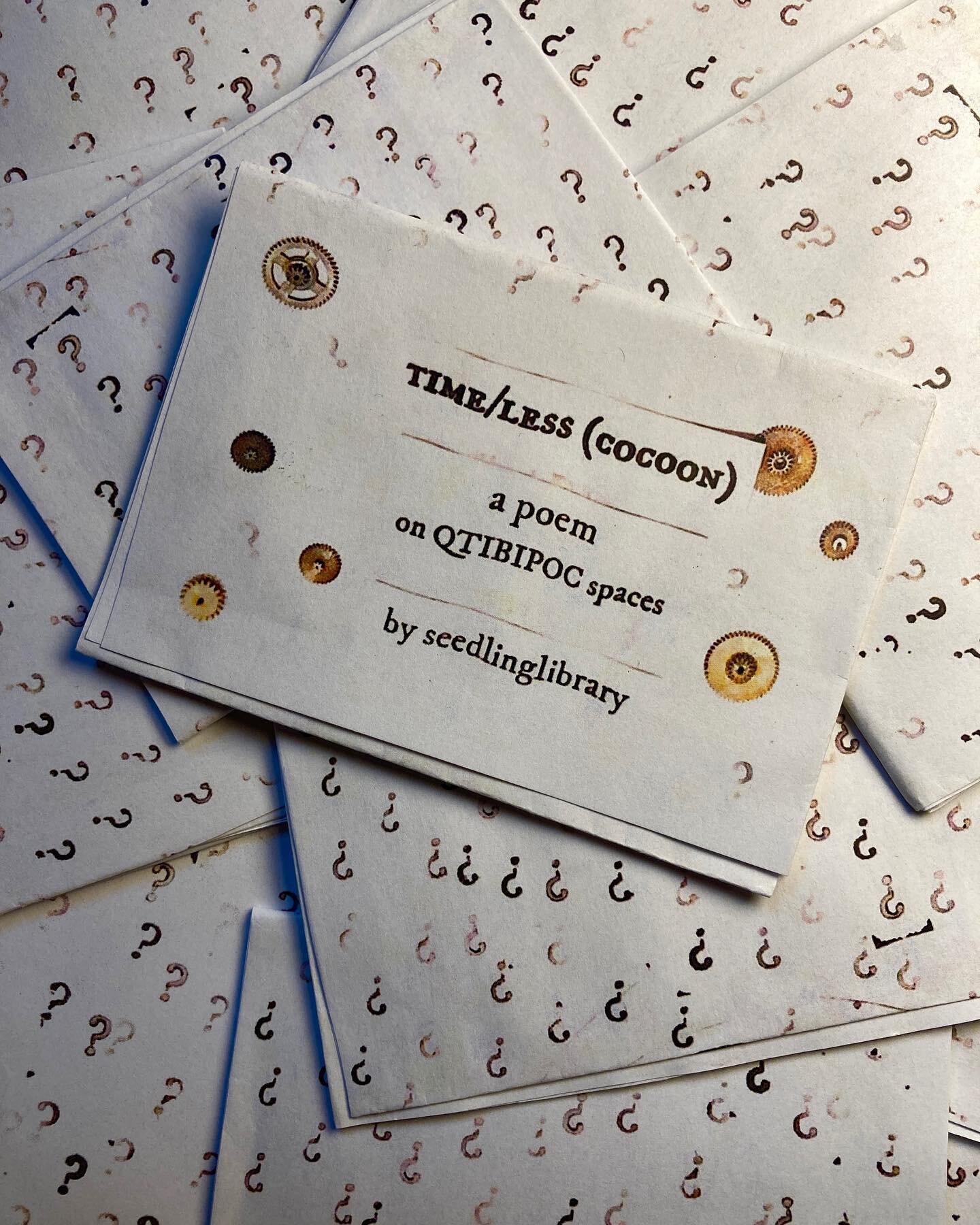 time/less (cocoon)🧑🏾&zwj;❤️&zwj;💋&zwj;🧑🏿 🕰️❔

A poem on QTIBIPoC spaces, and how often, time moves differently in them⏳

written during a break in @blackunrealities' &quot;Welten_ertr&auml;umen&quot; zine &amp; collage workshop for BIPoC '21 🔮