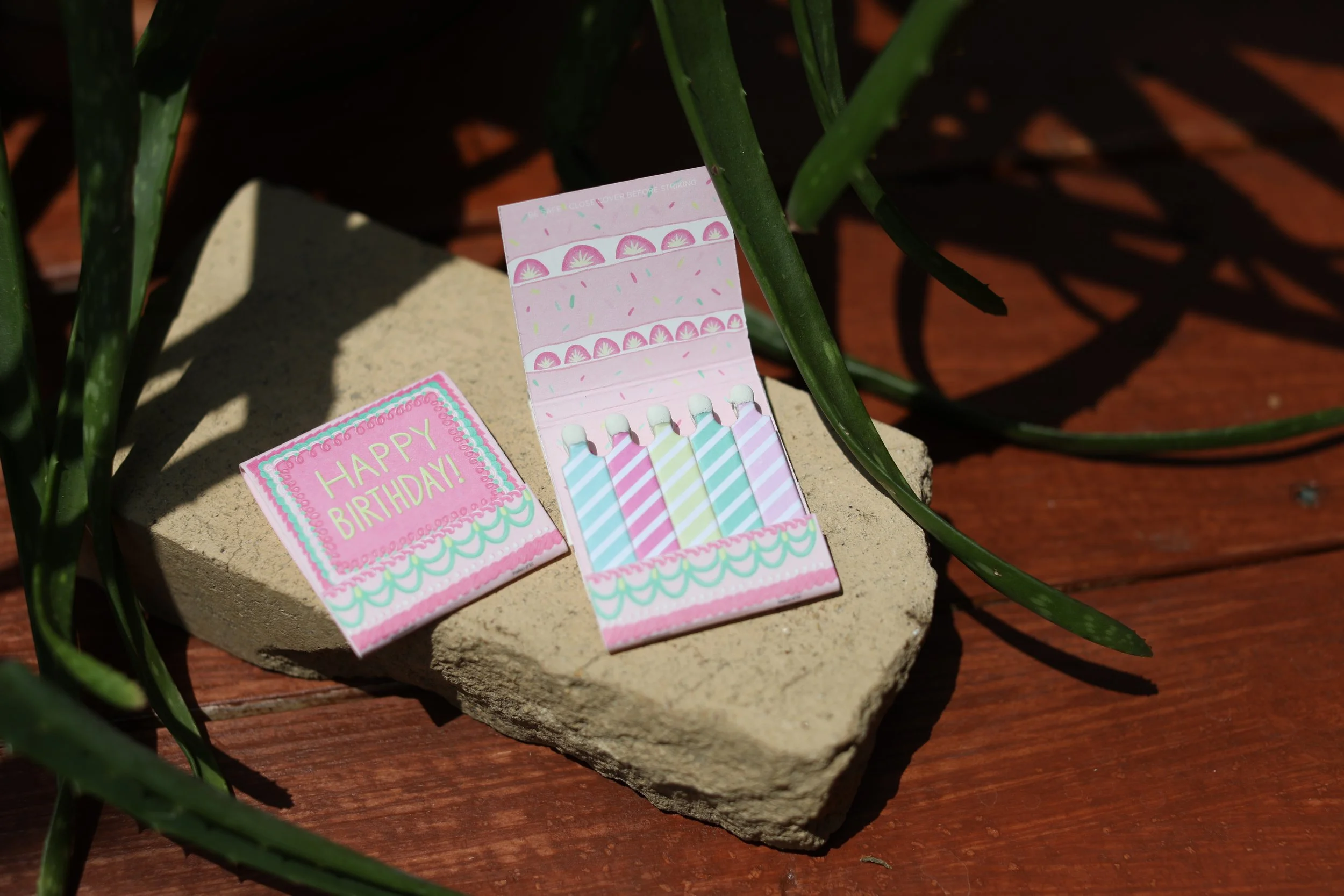 Happy Birthday Vintage Cake Printed 10 Stem Matchbooks