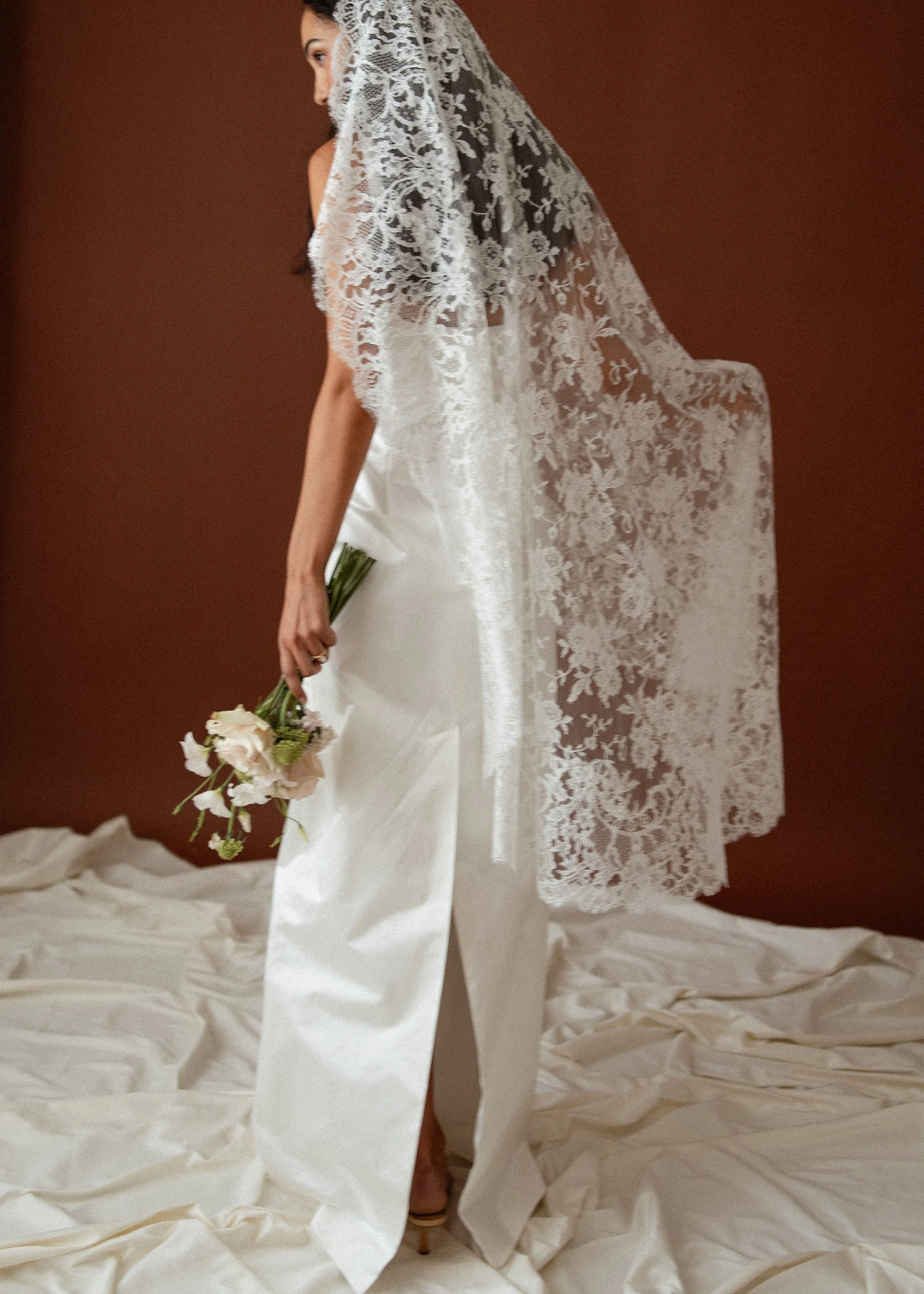 The_Briderie_Column_Sloane_gown_Clover_London_Wedding_Dress_3.jpg