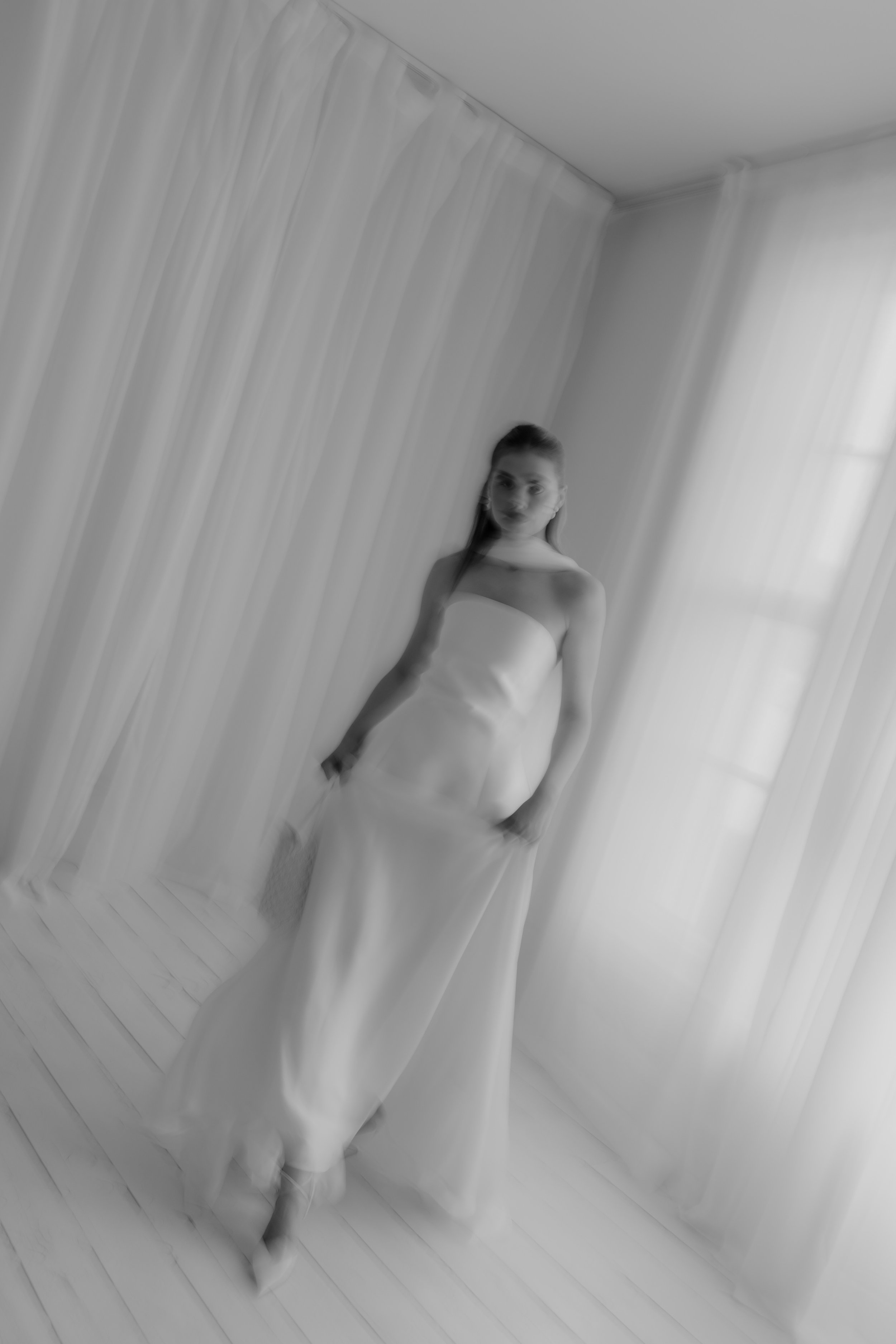 JESSICA-BENNETT-THE-BRIDERIE-BRIDAL-CORSET-KENT-13.jpg