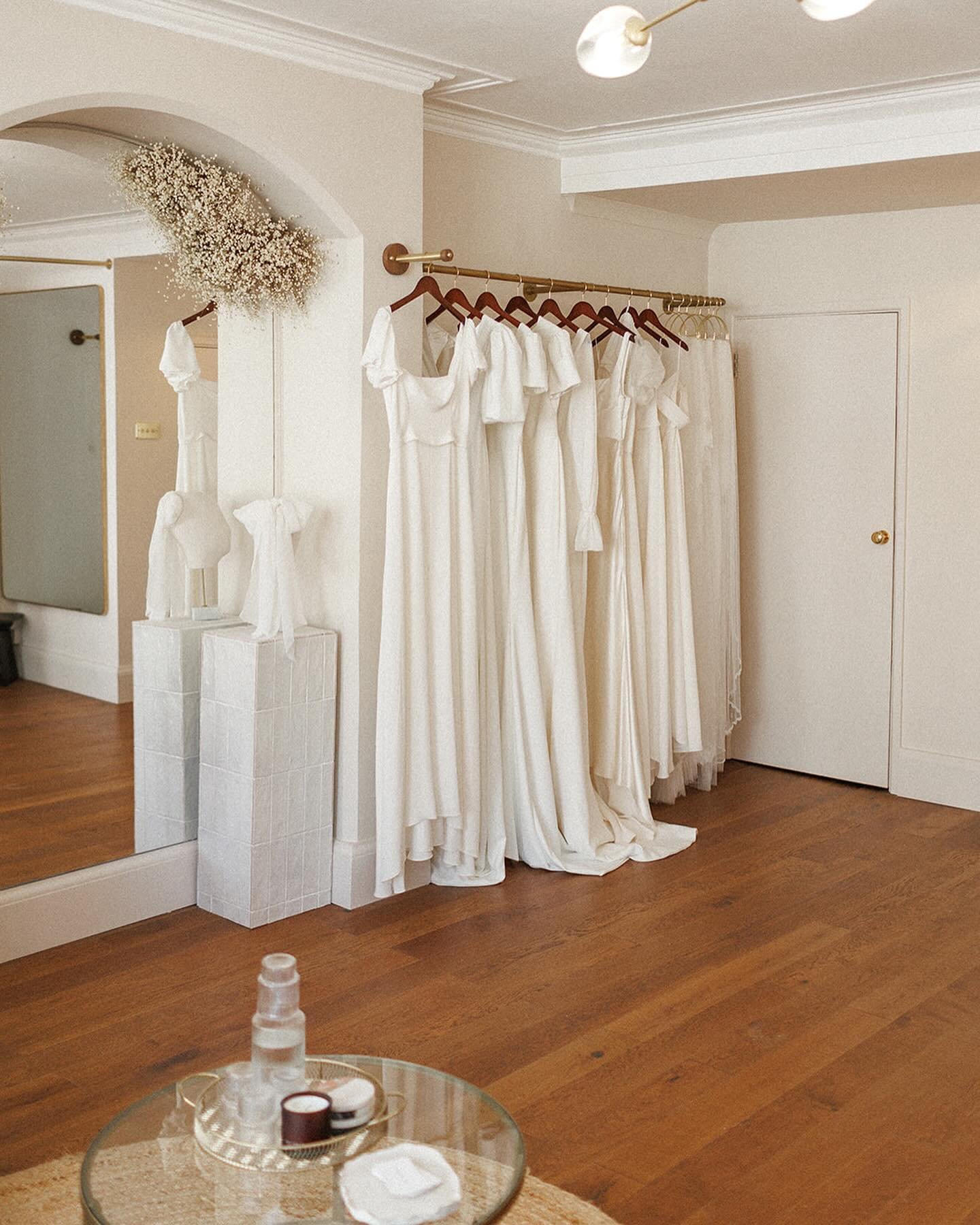 The Briderie is a destination for the modern bride ~ celebrating new wave bridal fashion.
~
Our space is always relaxed + welcoming.  During a fitting with the Briderie, you can be your genuine self, comfortable in your surroundings and allow yoursel