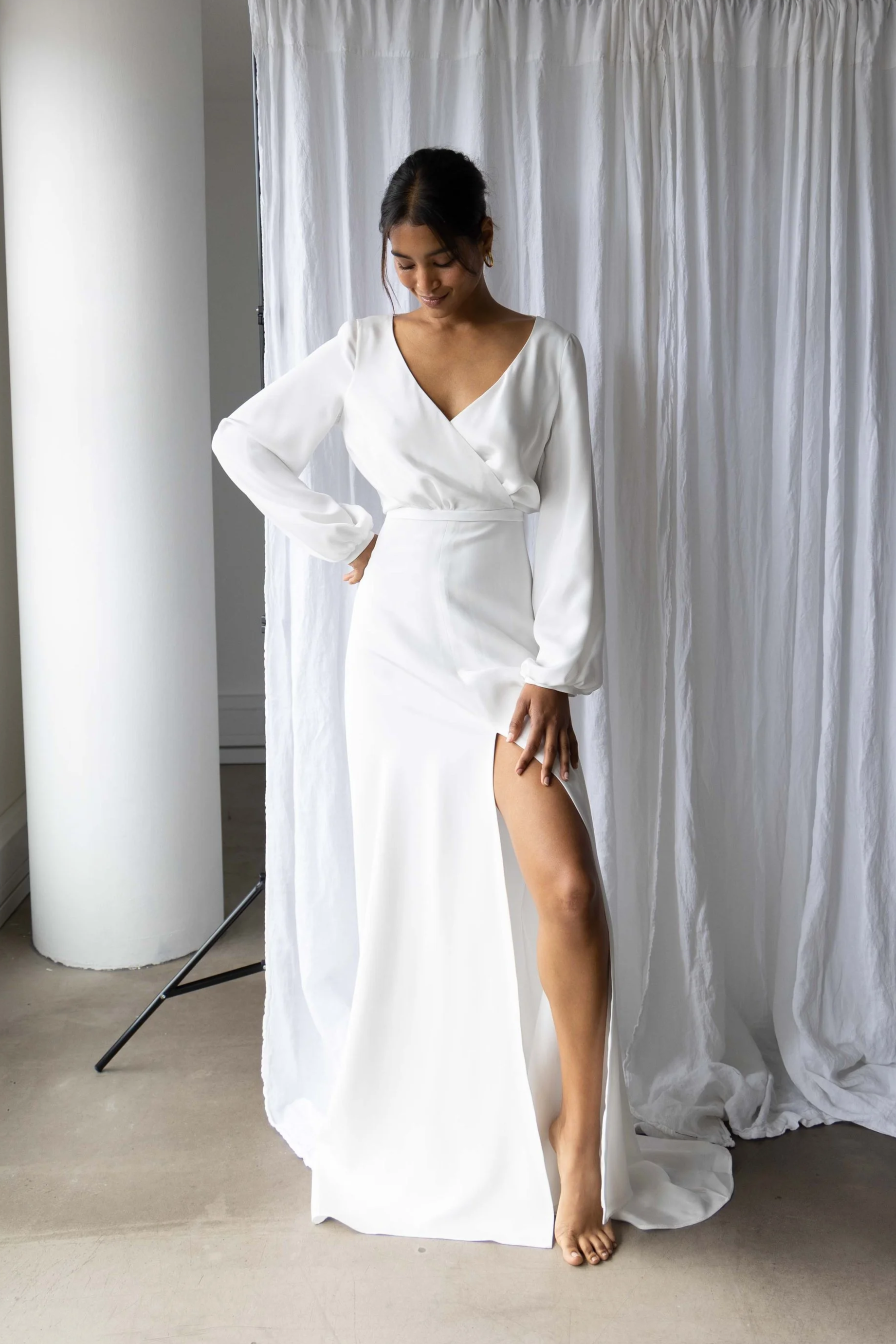 CLOVER LONDON RUE SAMPLE (size 14-16) was £2300 now £700 (sample is in good condition but ivory tone has warmed)