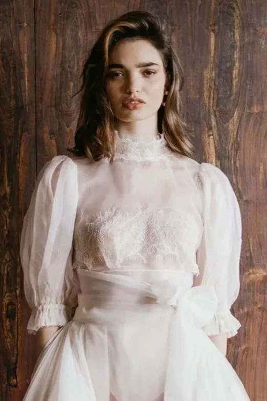 UNBRIDLED-STUDIO-SILK-ORGANZA-LACE-BRIDAL-TOP-AND-SKIRT-8.webp