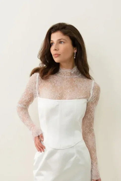 lace-bridal-top-kent-the-briderie-jessica-2.webp