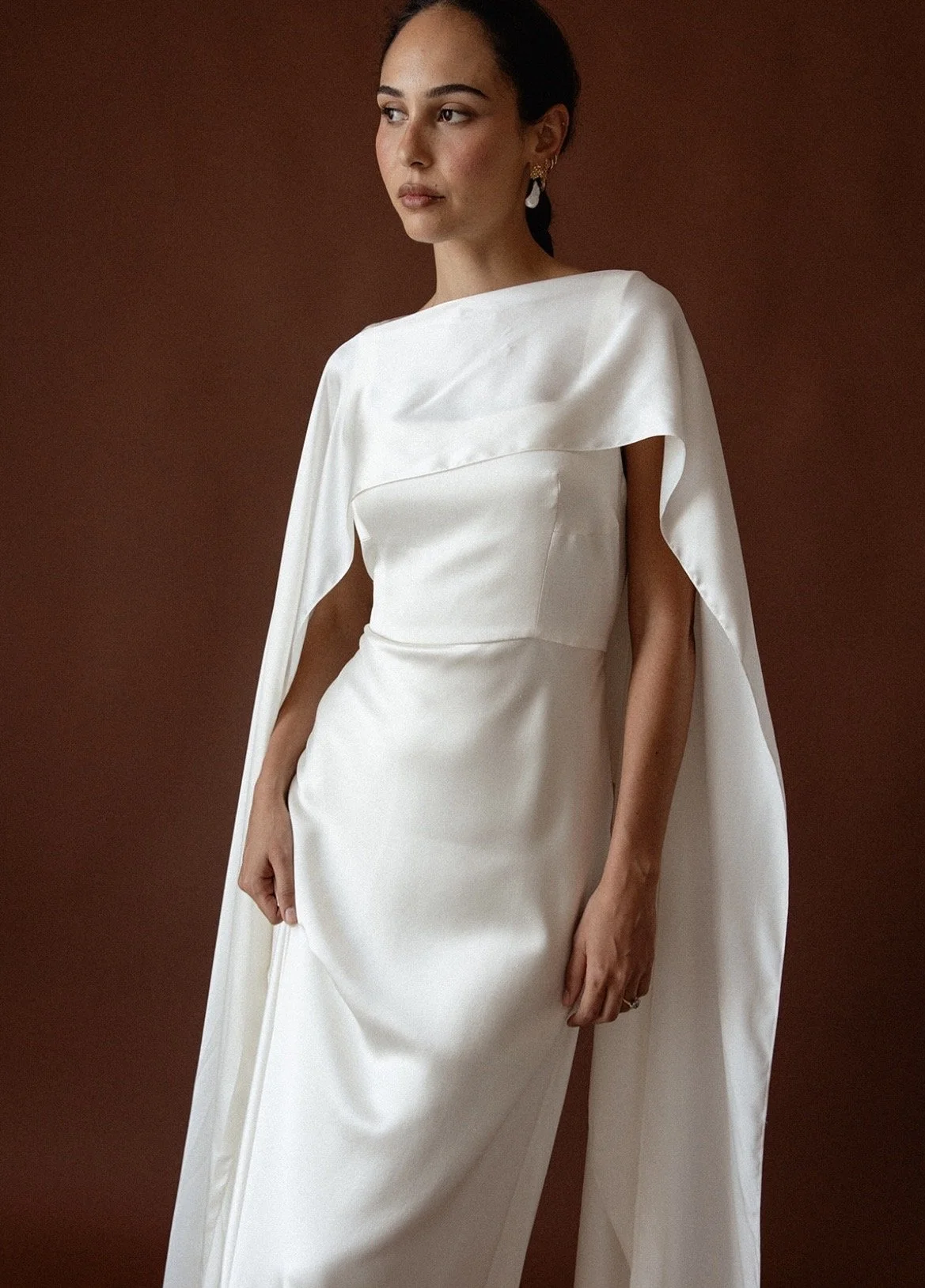Unbridled-Studio-bridal-cape-The-Briderie-Tunbridge-Wells-3.jpg