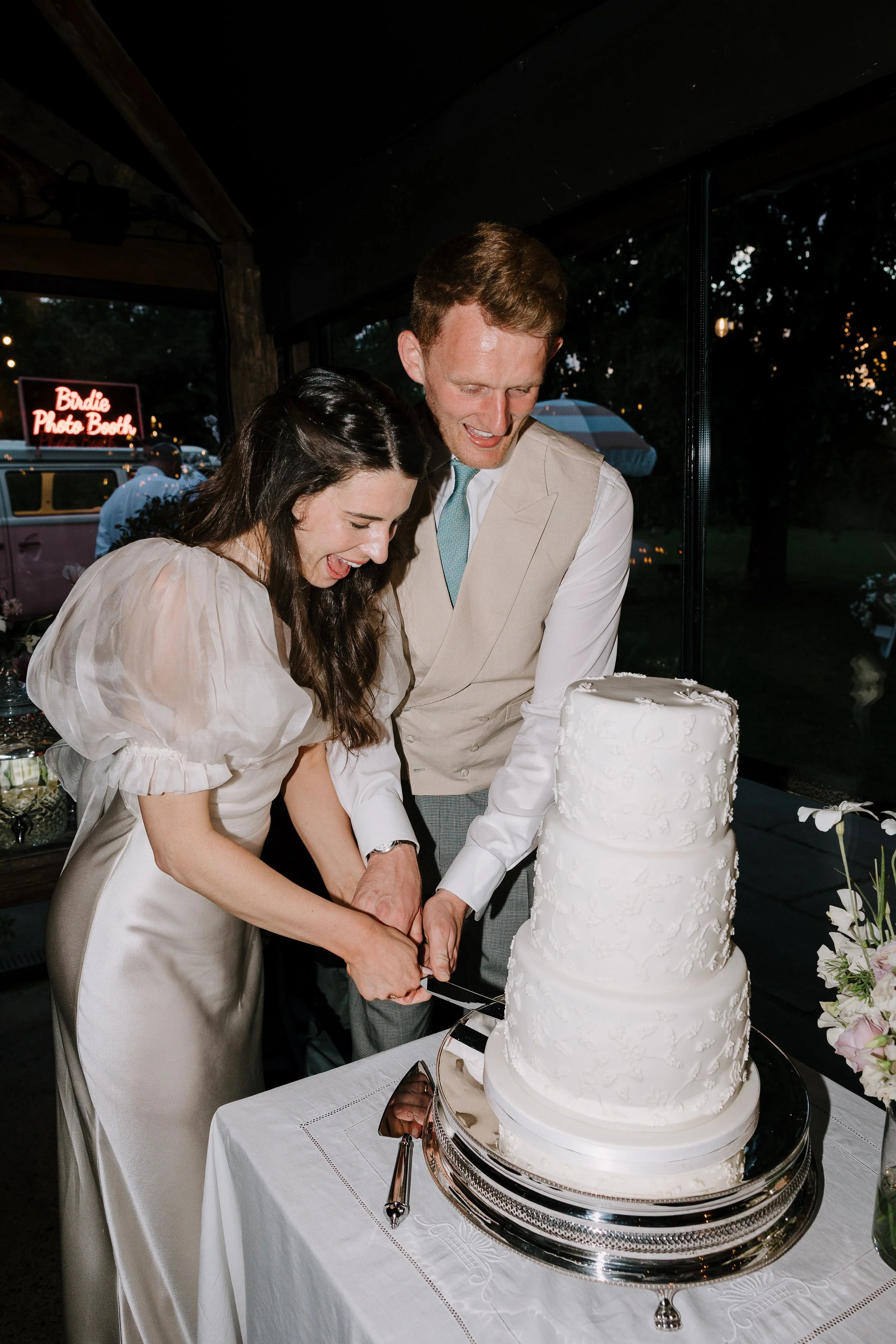 EMMIE_CLARA_UNBRIDLED_BRIDERIE_KENT_WEDDING_DRESS_1.JPG