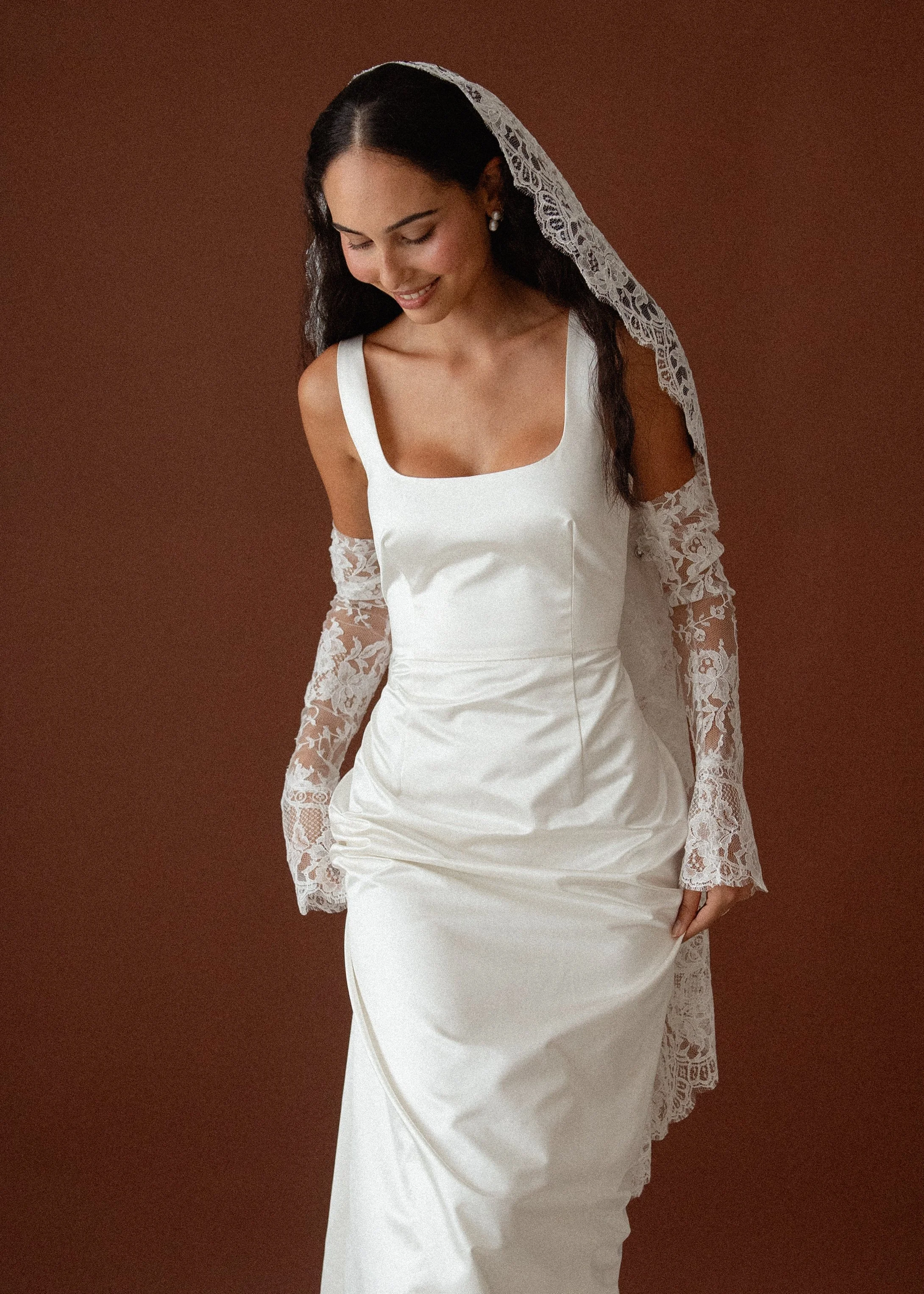 The_Briderie_Column_Sloane_gown_Clover_London_Wedding_Dress_1.jpg
