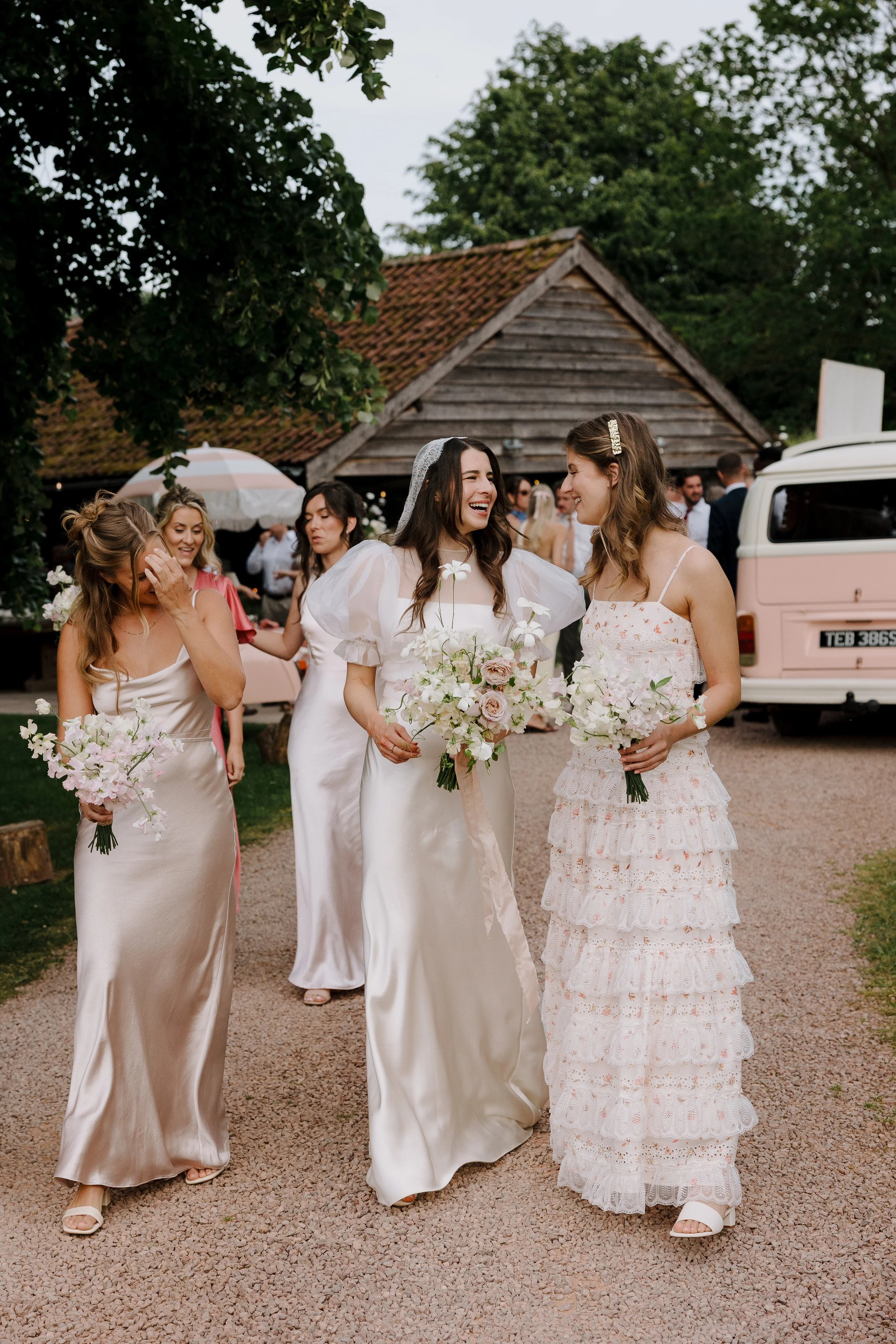 The_Briderie_Wedding_Dress_Tunbridge_Wells_Unbridled_Studio_11.JPG