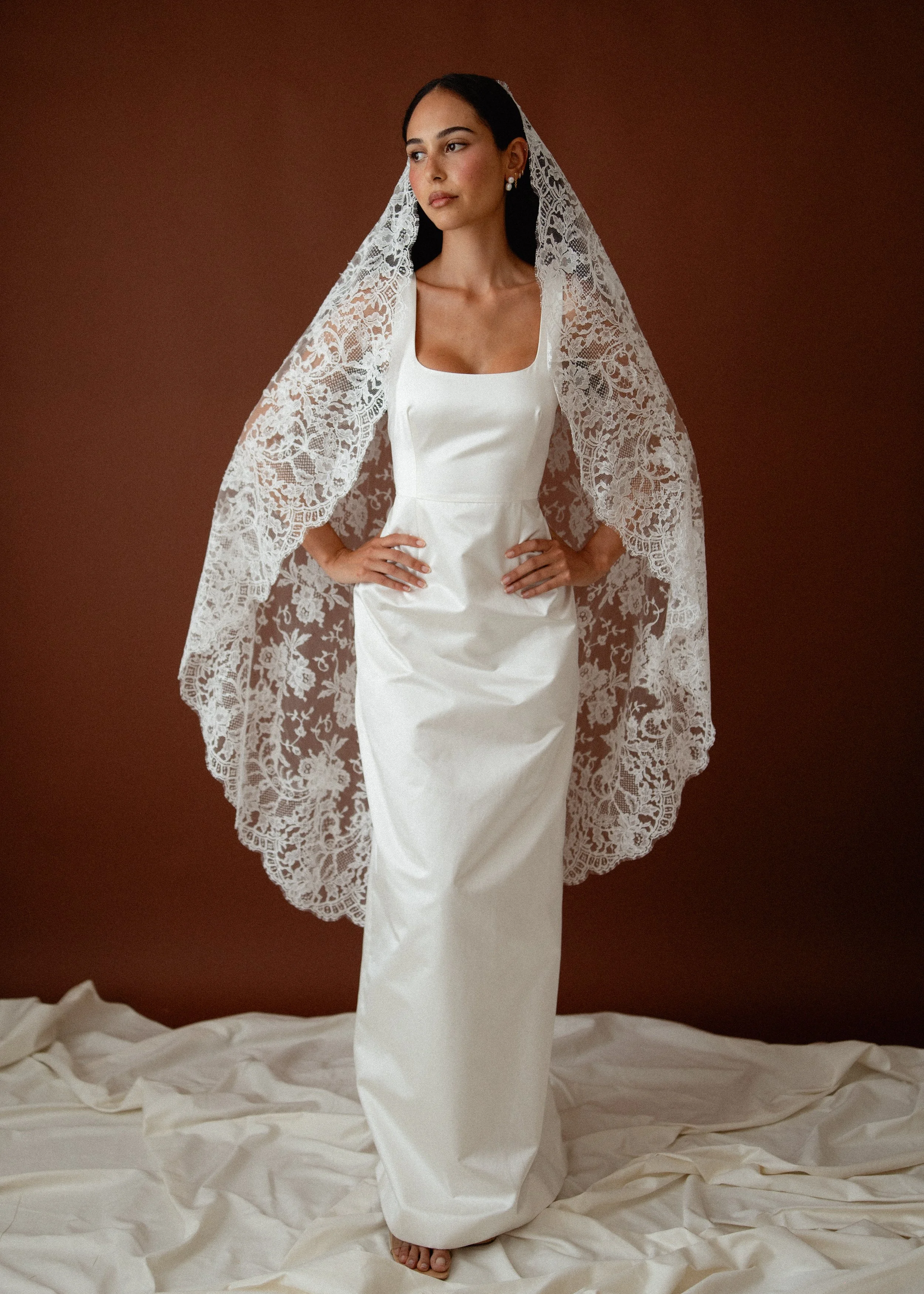 The_Briderie_Column_Sloane_gown_Clover_London_Wedding_Dress_4.jpg
