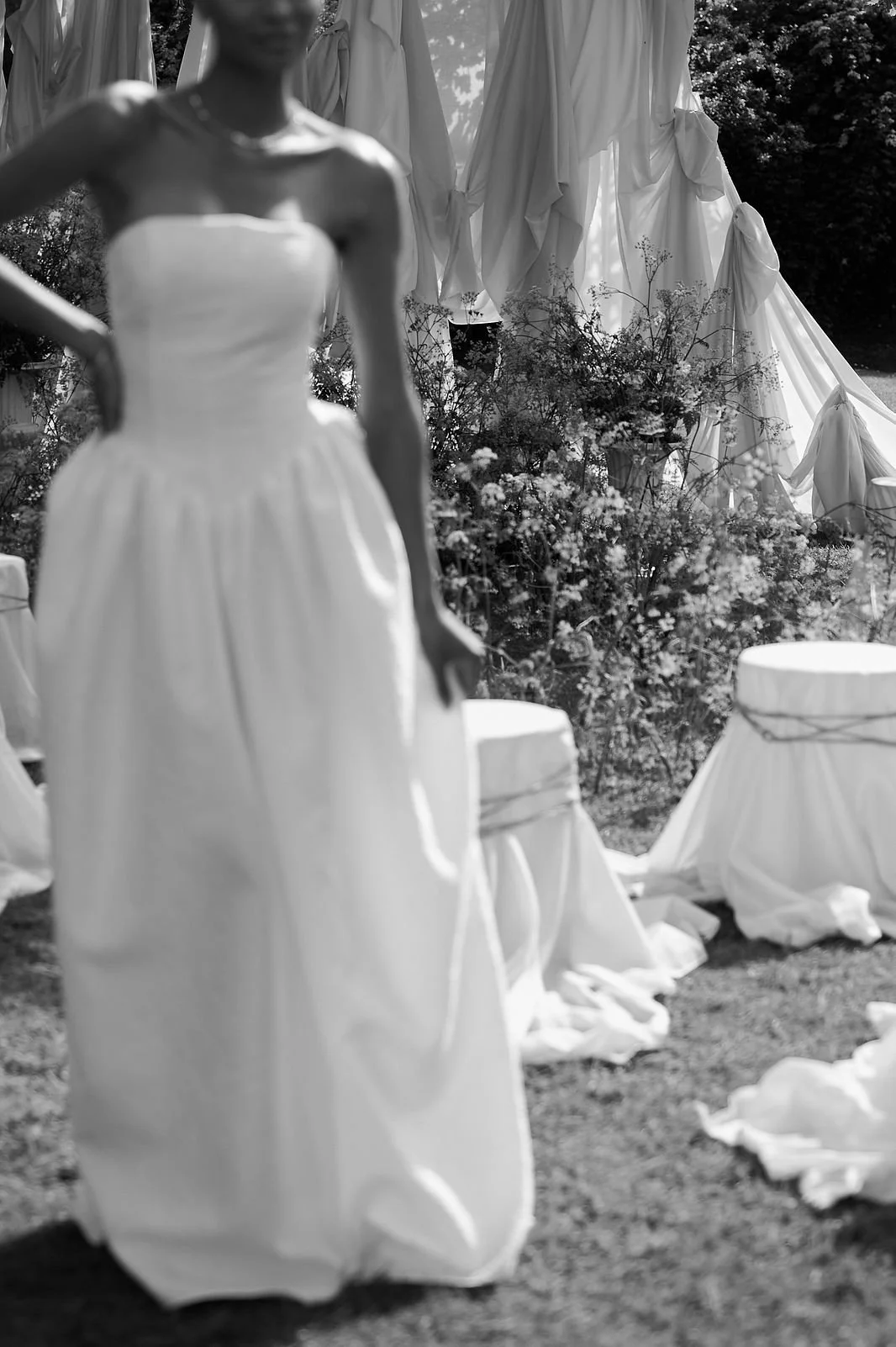 Rolling-in-roses-Titania- Dress-The-Briderie-Tunbridge-Wells-Basque-waist_10.jpg