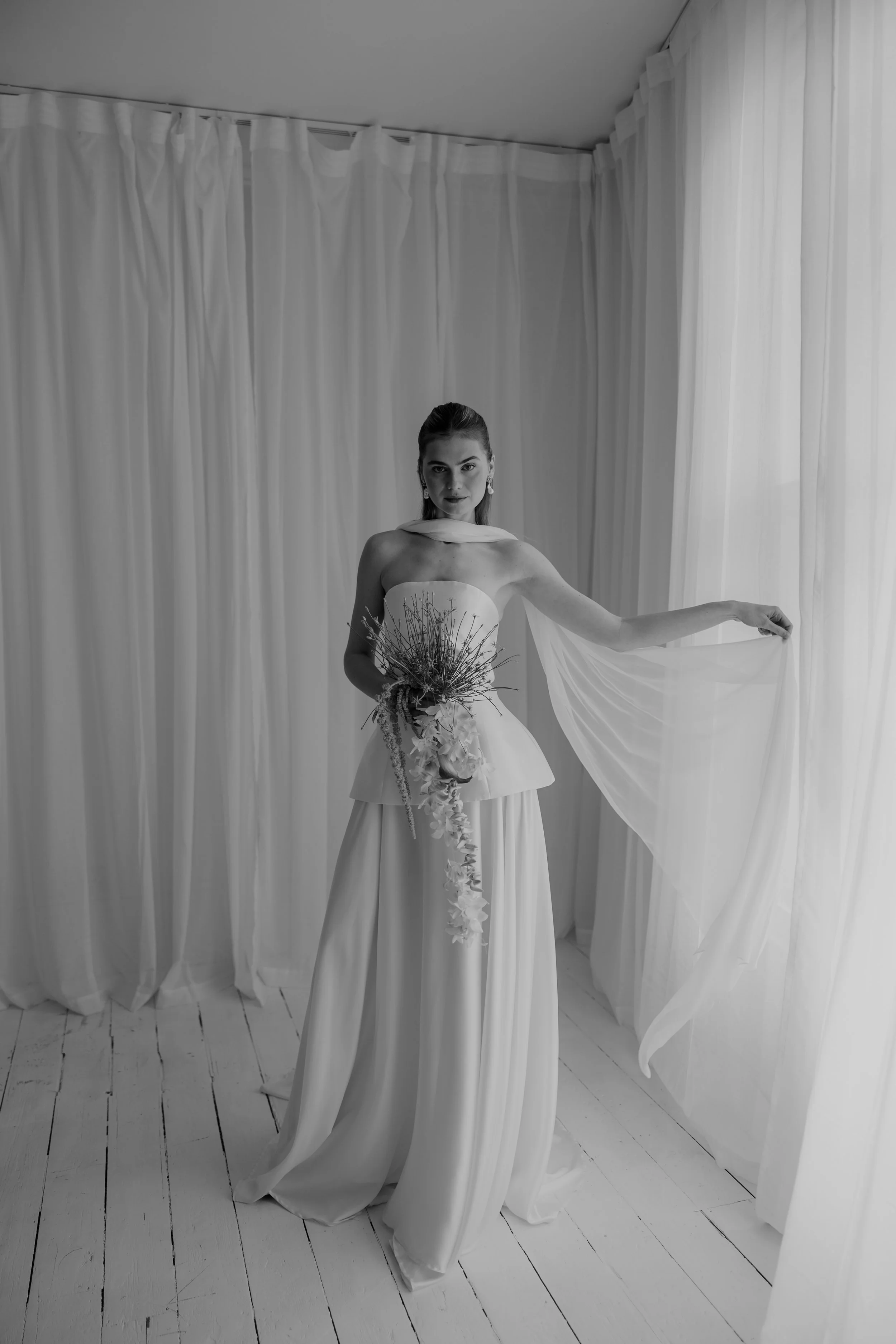 JESSICA-BEN-NETT-THE-BRIDERIE-BRIDAL-CORSET-KENT-4.jpg