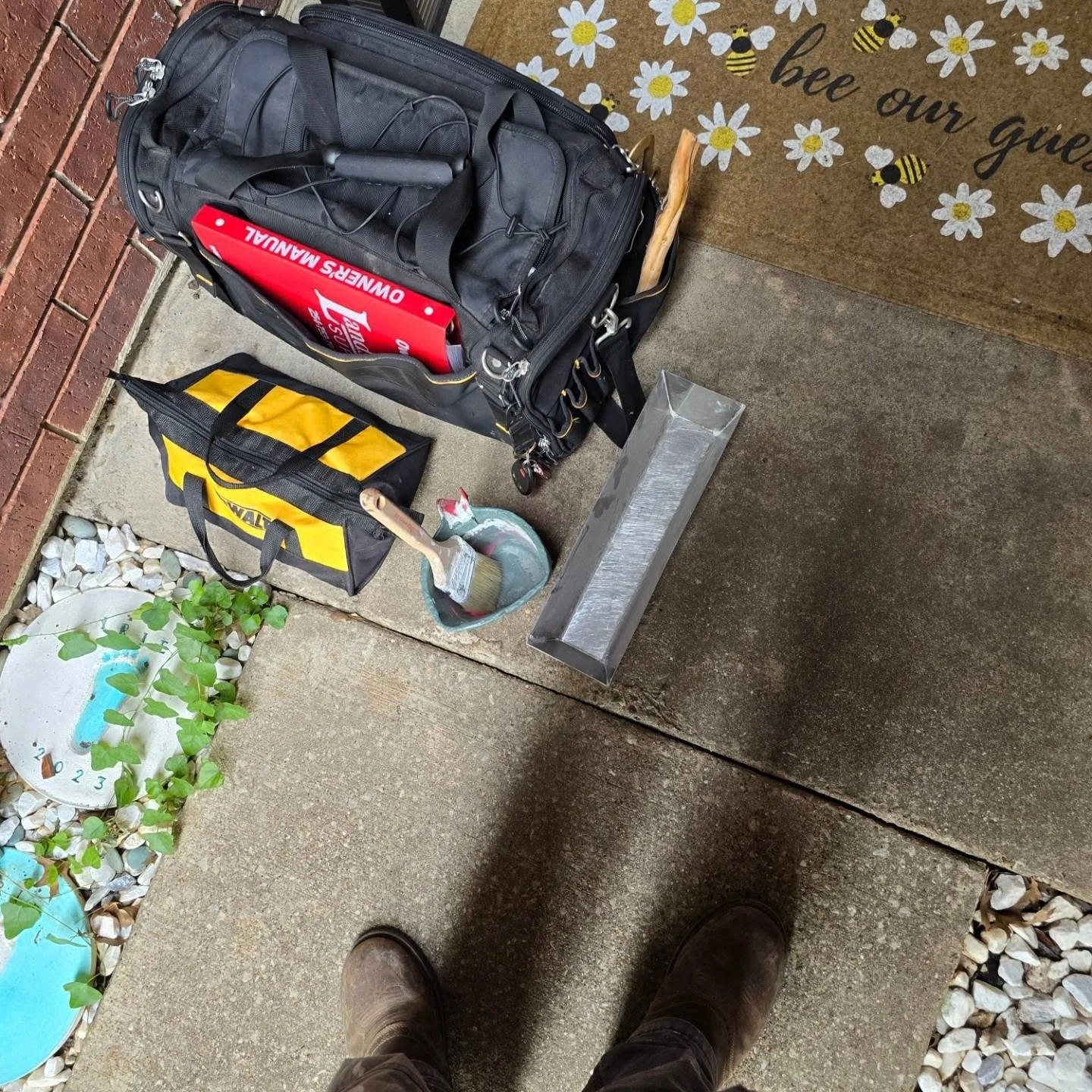 Sheetrock and paint services 🎨