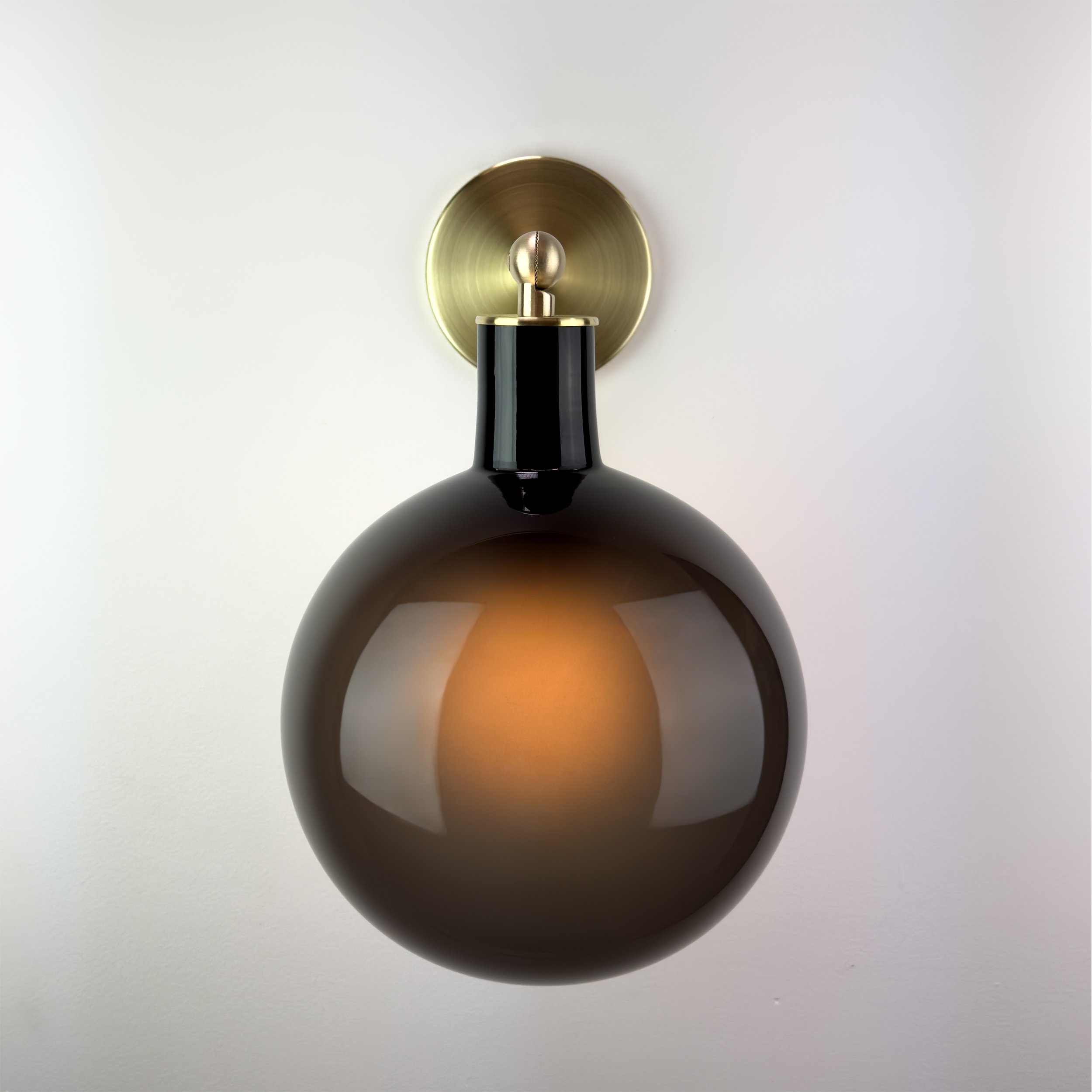 Piano_Sconce_061_1x1_Neptune_Glassworks.jpg