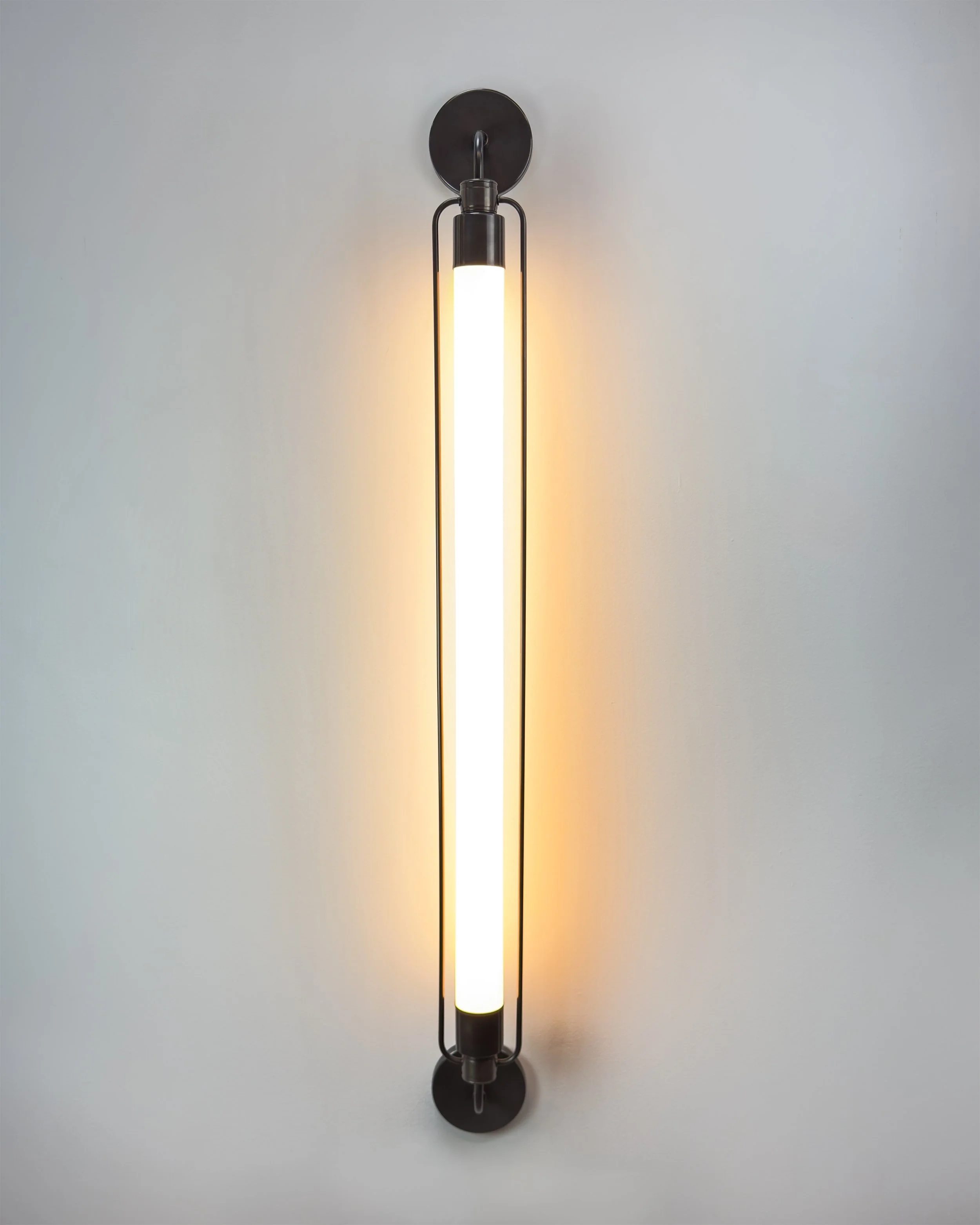 HarpSconce_031_5x4_Neptune_Glassworks.jpg