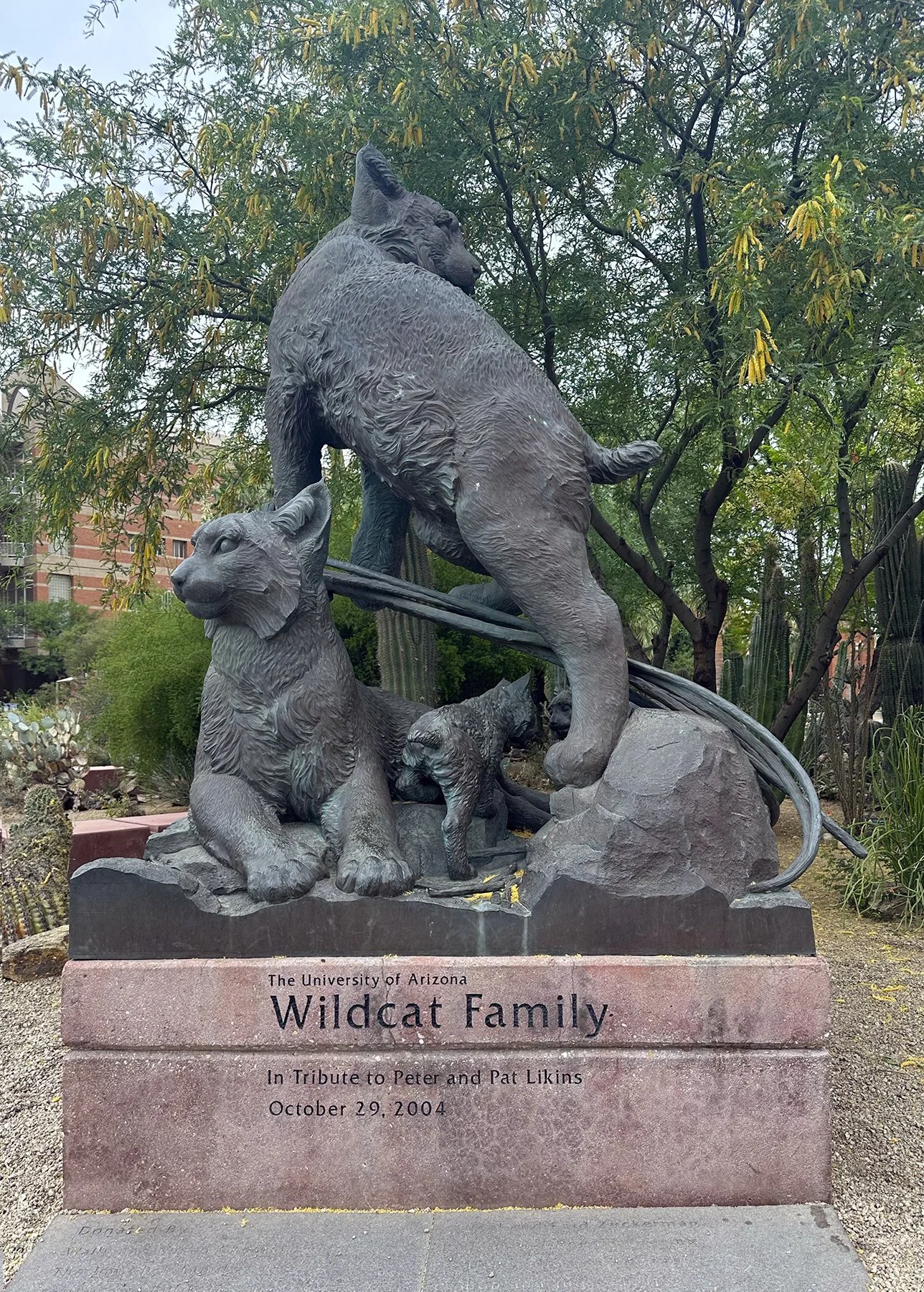 IMG_9575_U of A_statue.jpg