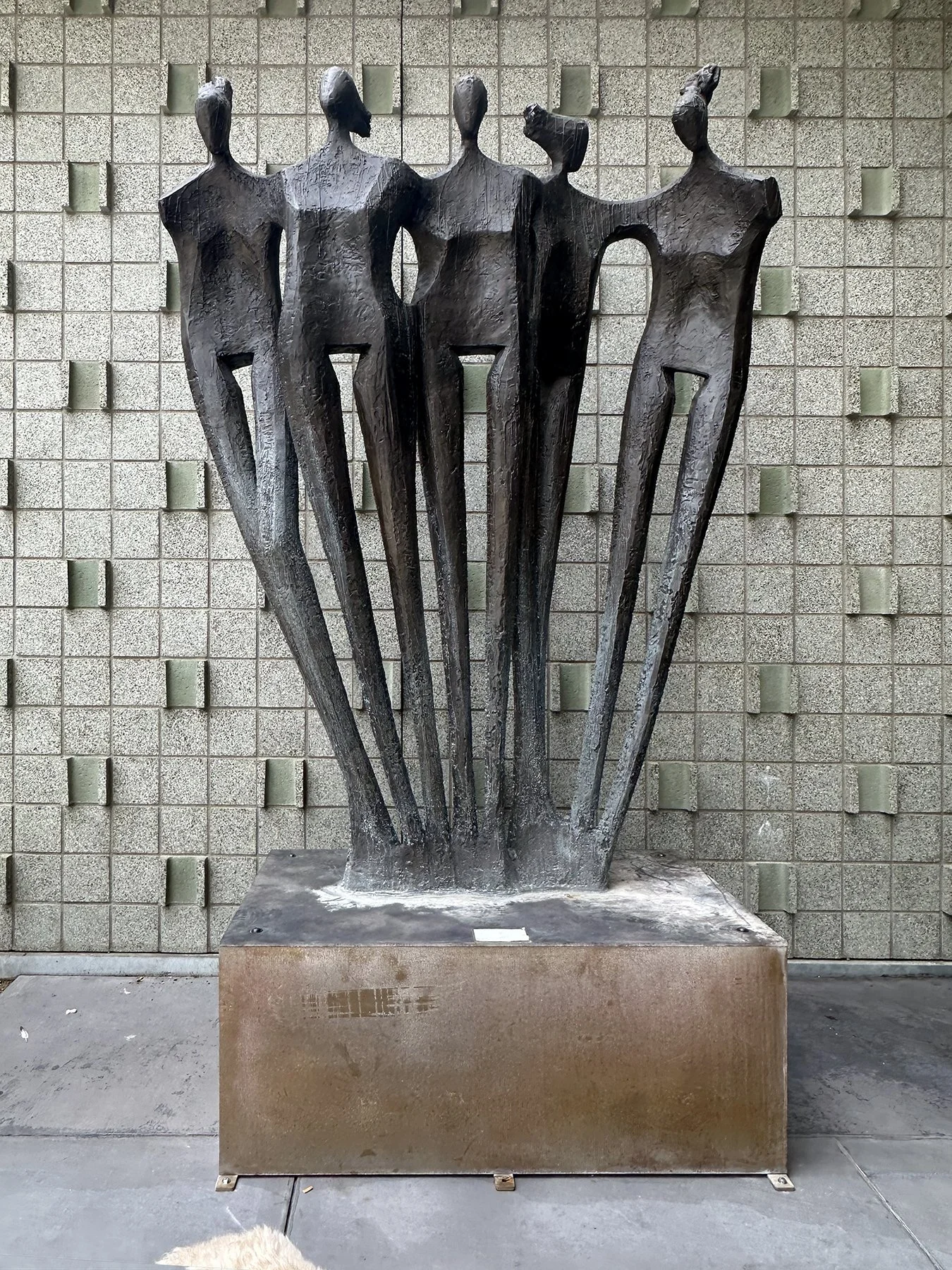 IMG_9728_Palm Springs statue.jpg