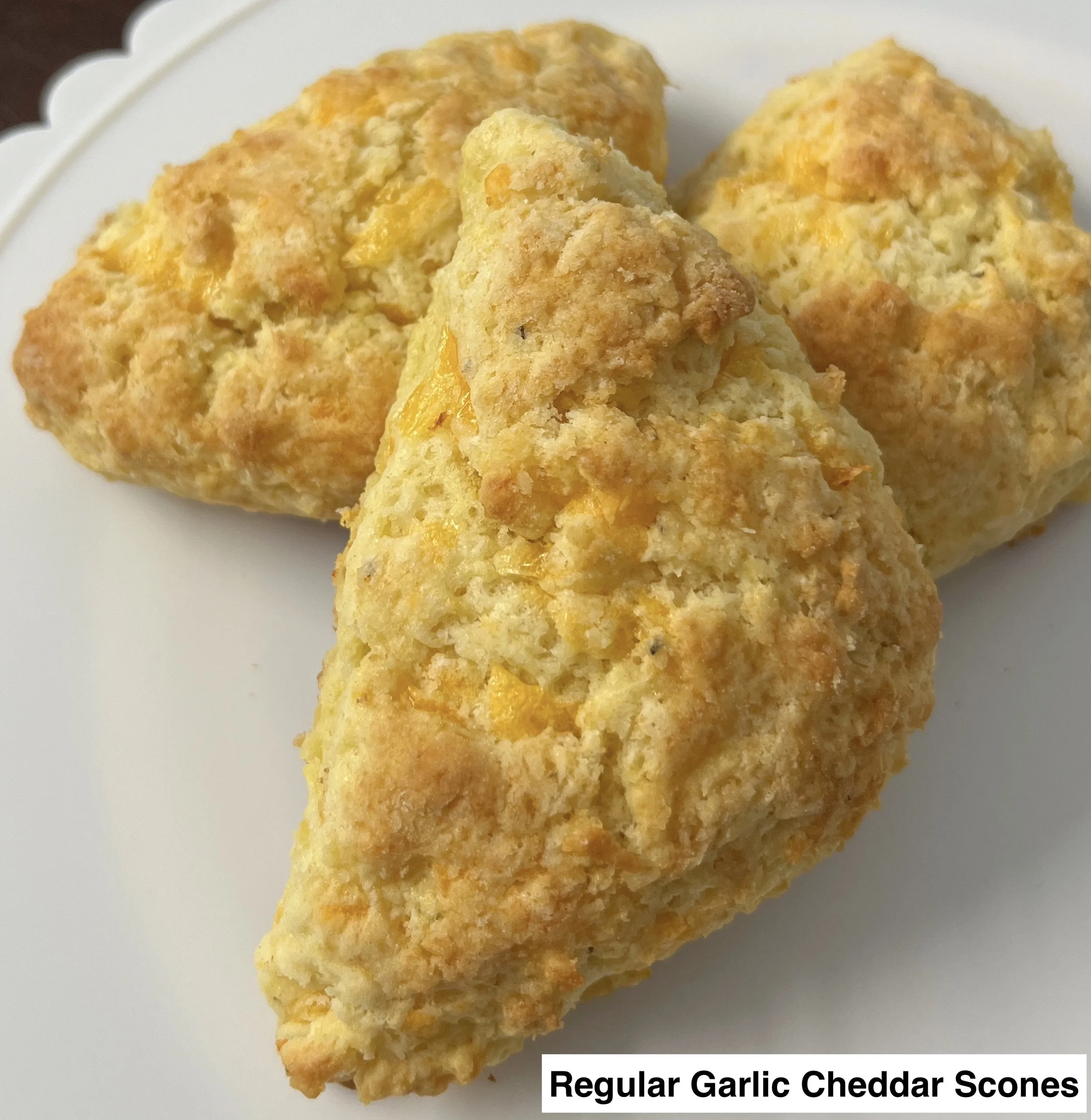 garlic-cheddar-scones-reg-2-label.JPG