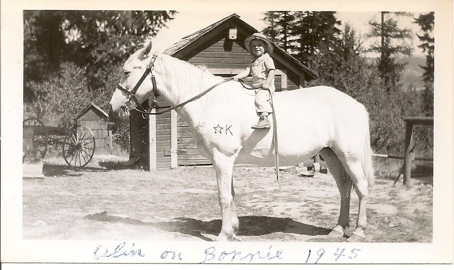 P3 Olin on Bonnie 1945.JPEG