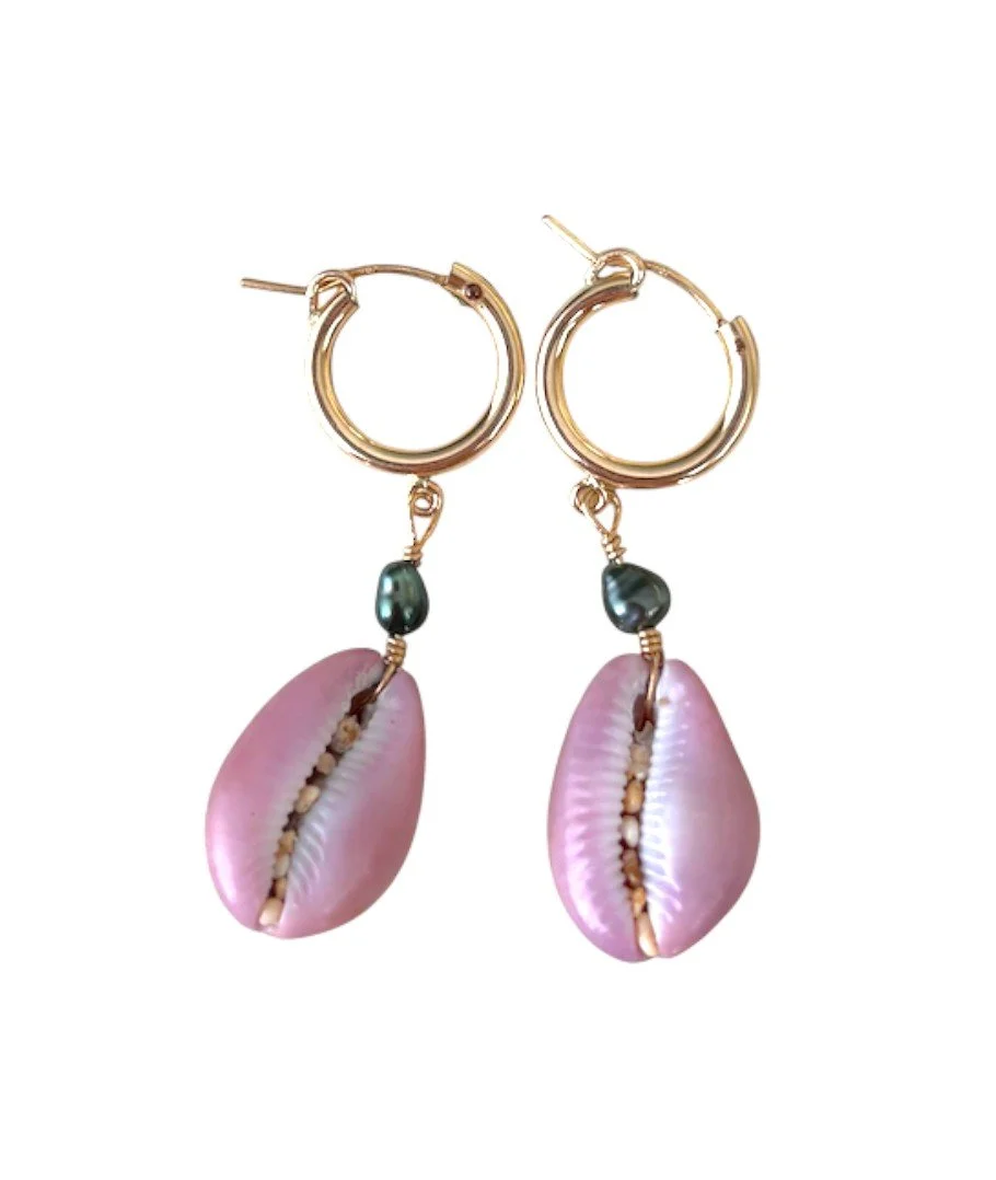 Namaka Earrings (Lavender Cowries)