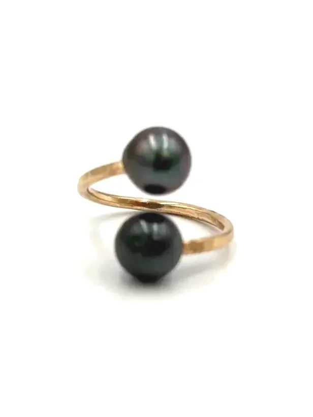 Spiral Ring (Tahitian Pearls)