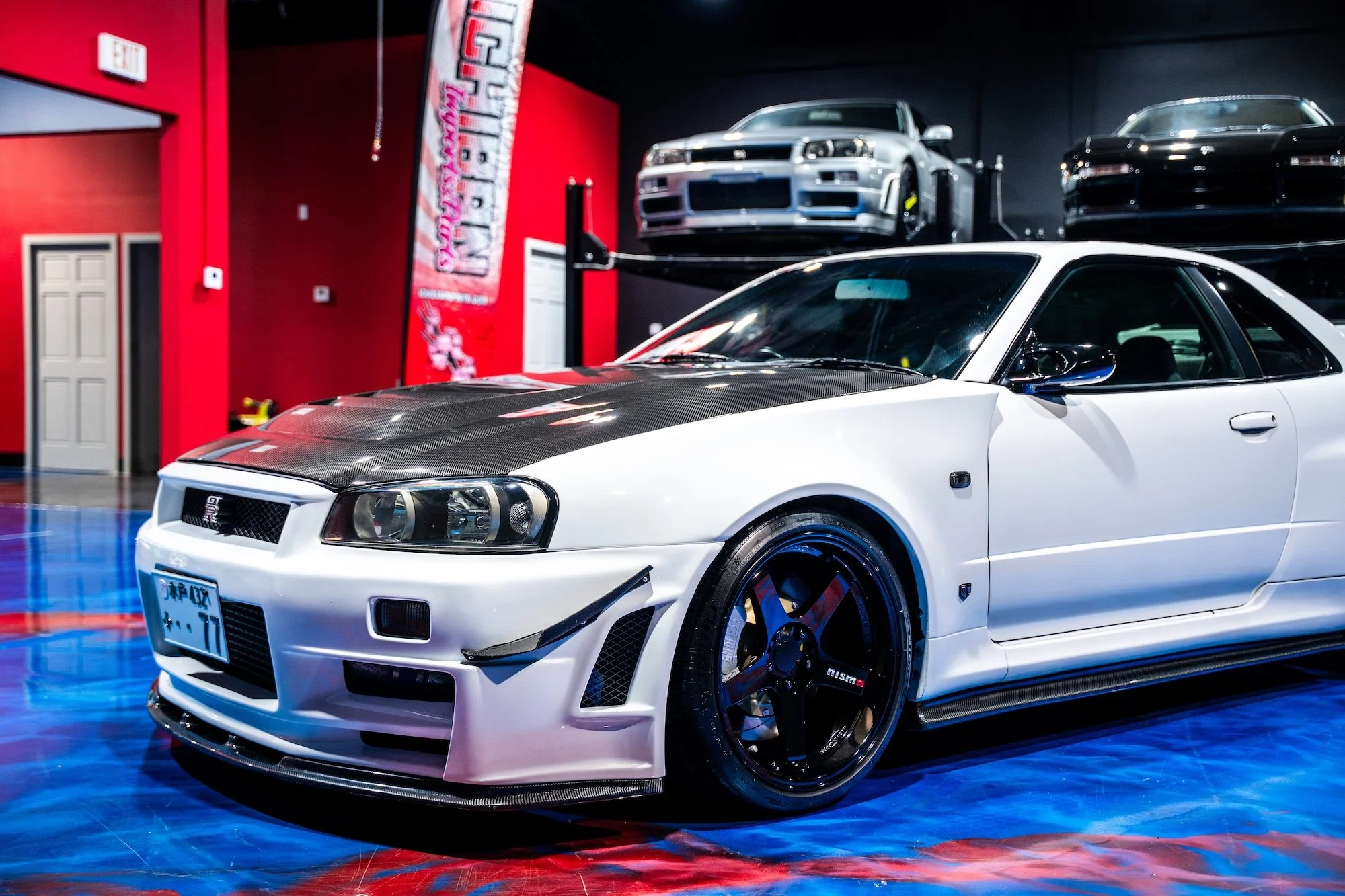 R34GTRHKSCF-04.jpg