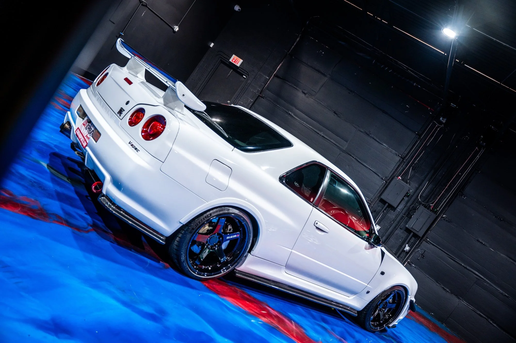 R34GTRHKSCF-26.jpg